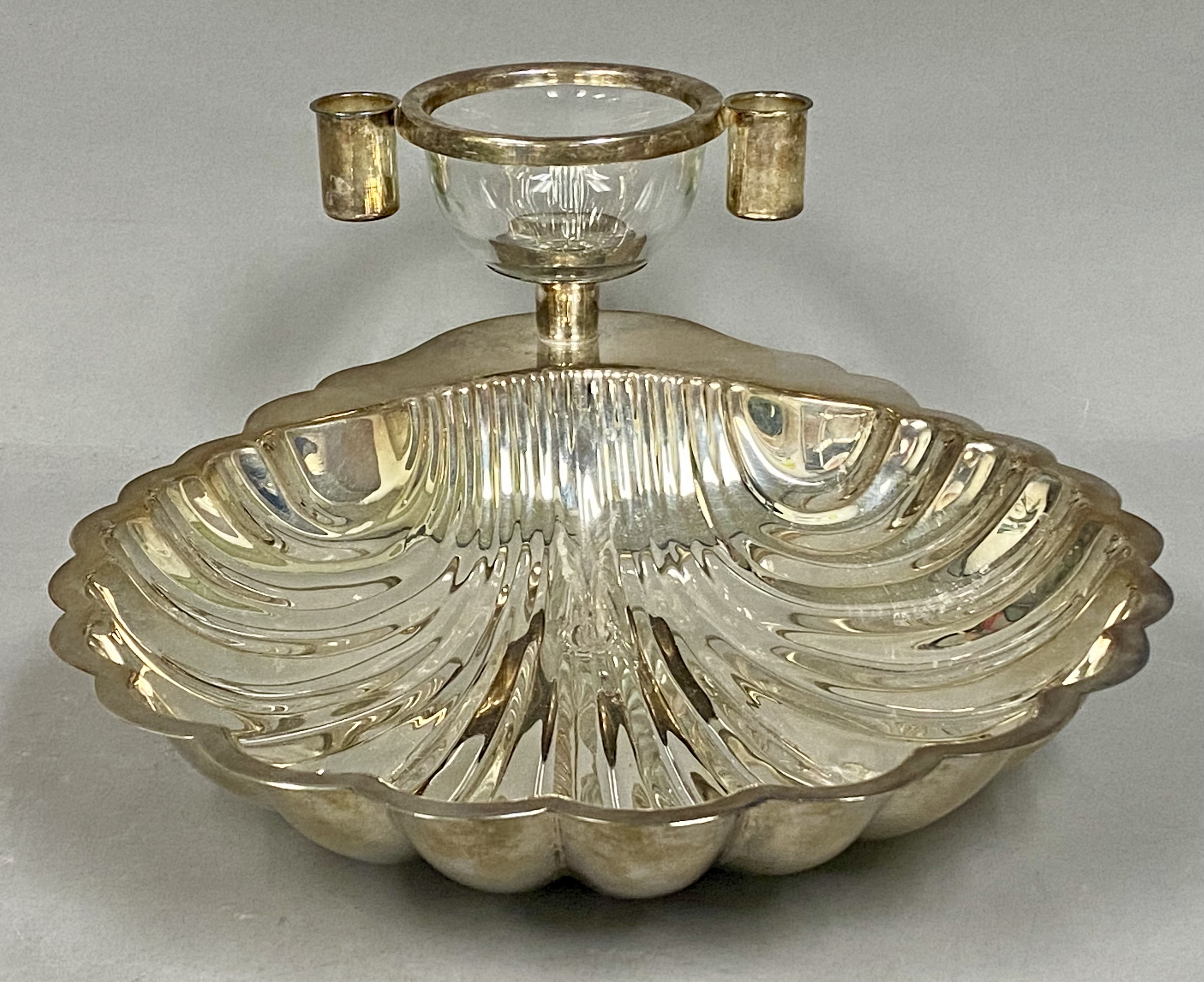 Sheridan Silverplated Shell Seafood Server