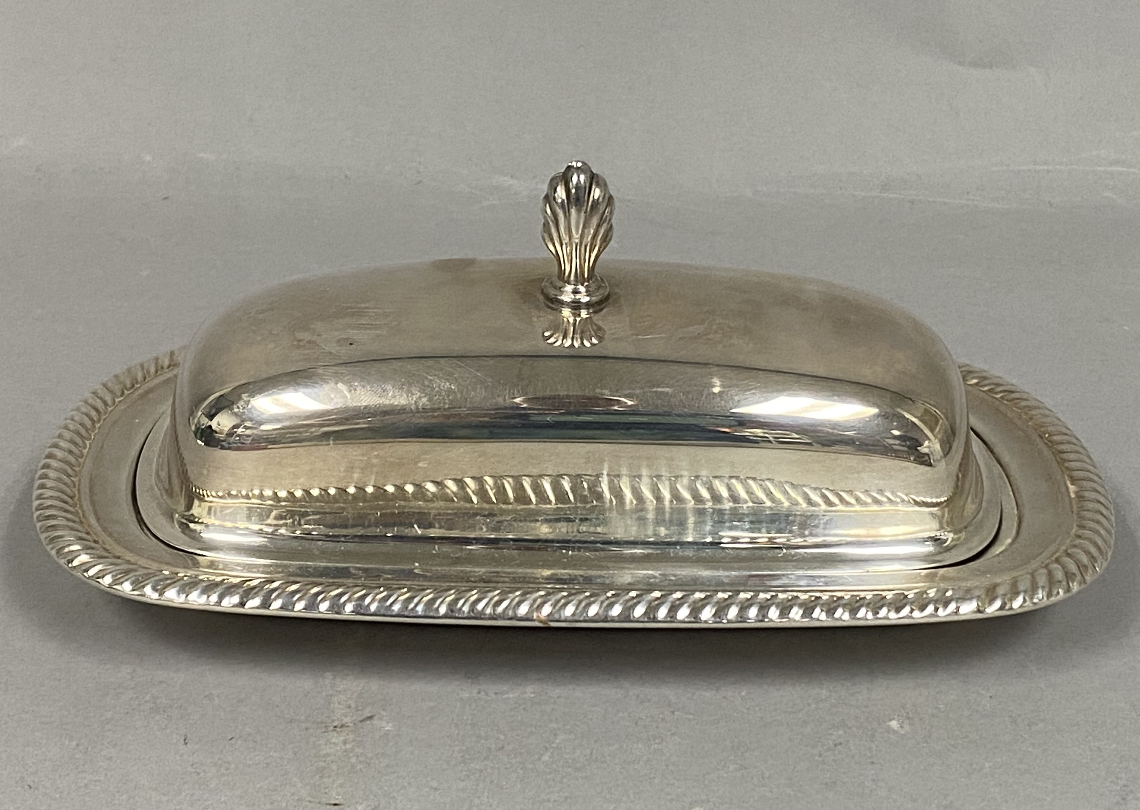 Wm. Rogers Silverplate Serving Group