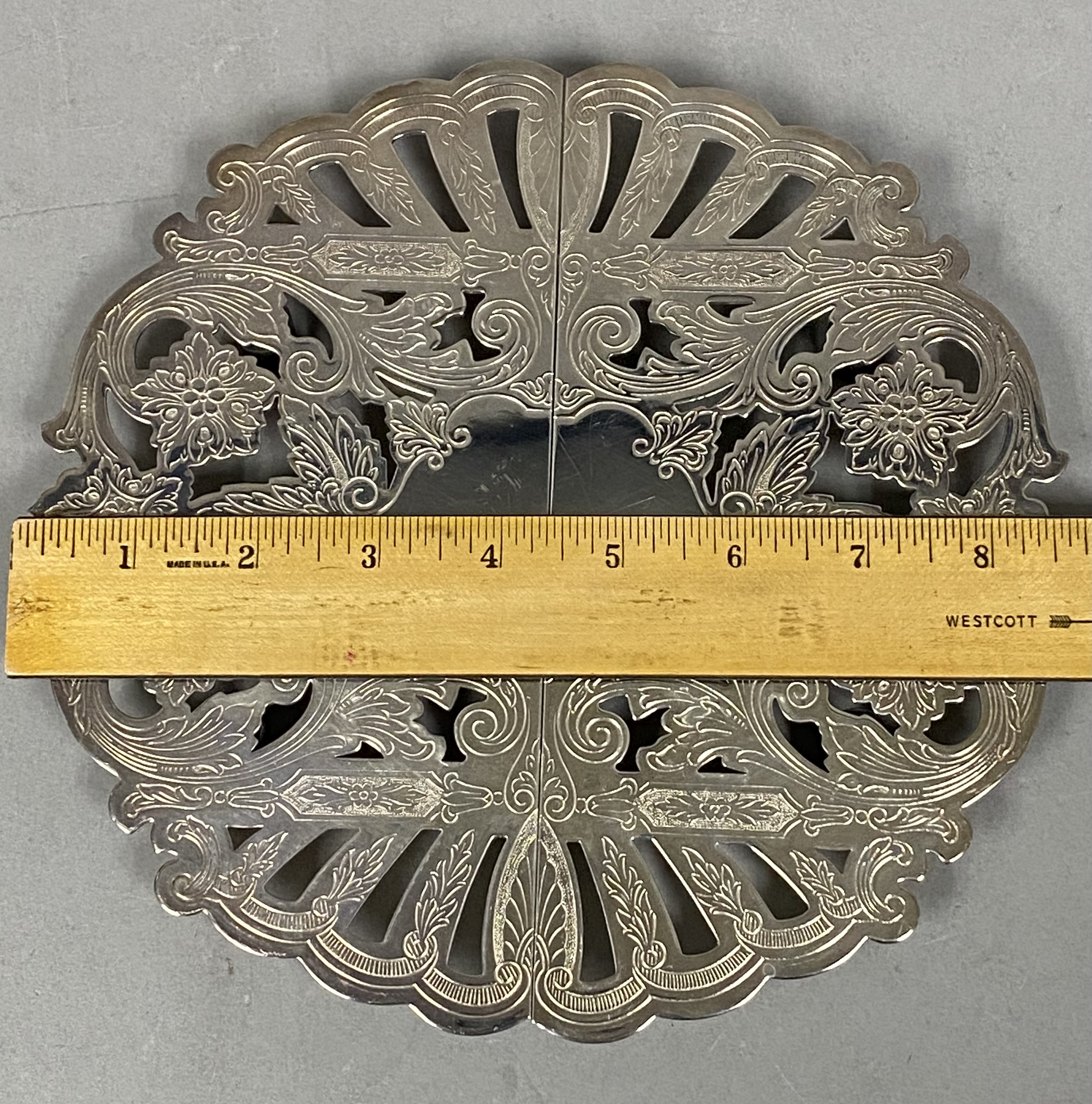 Wallace Silverplate Expandable Floral Trivet