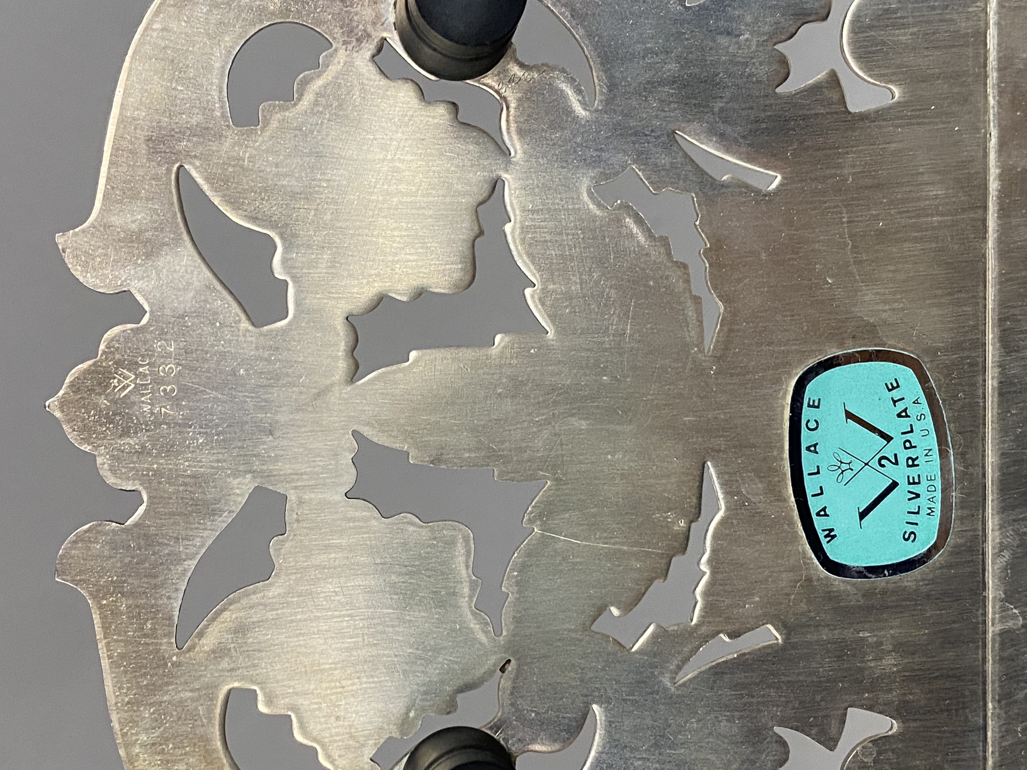 Wallace Silverplate Expandable Floral Trivet