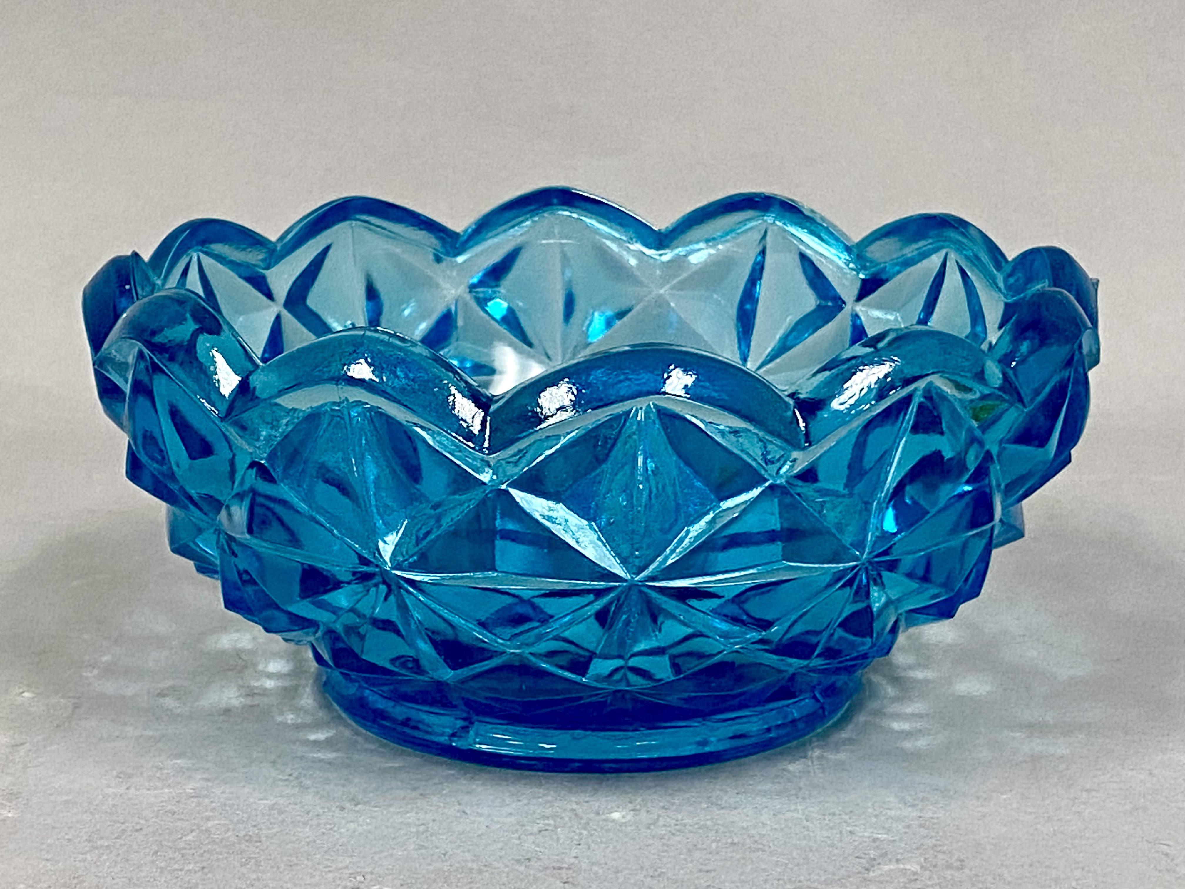 Indiana Glass Monticello Aqua Bowl