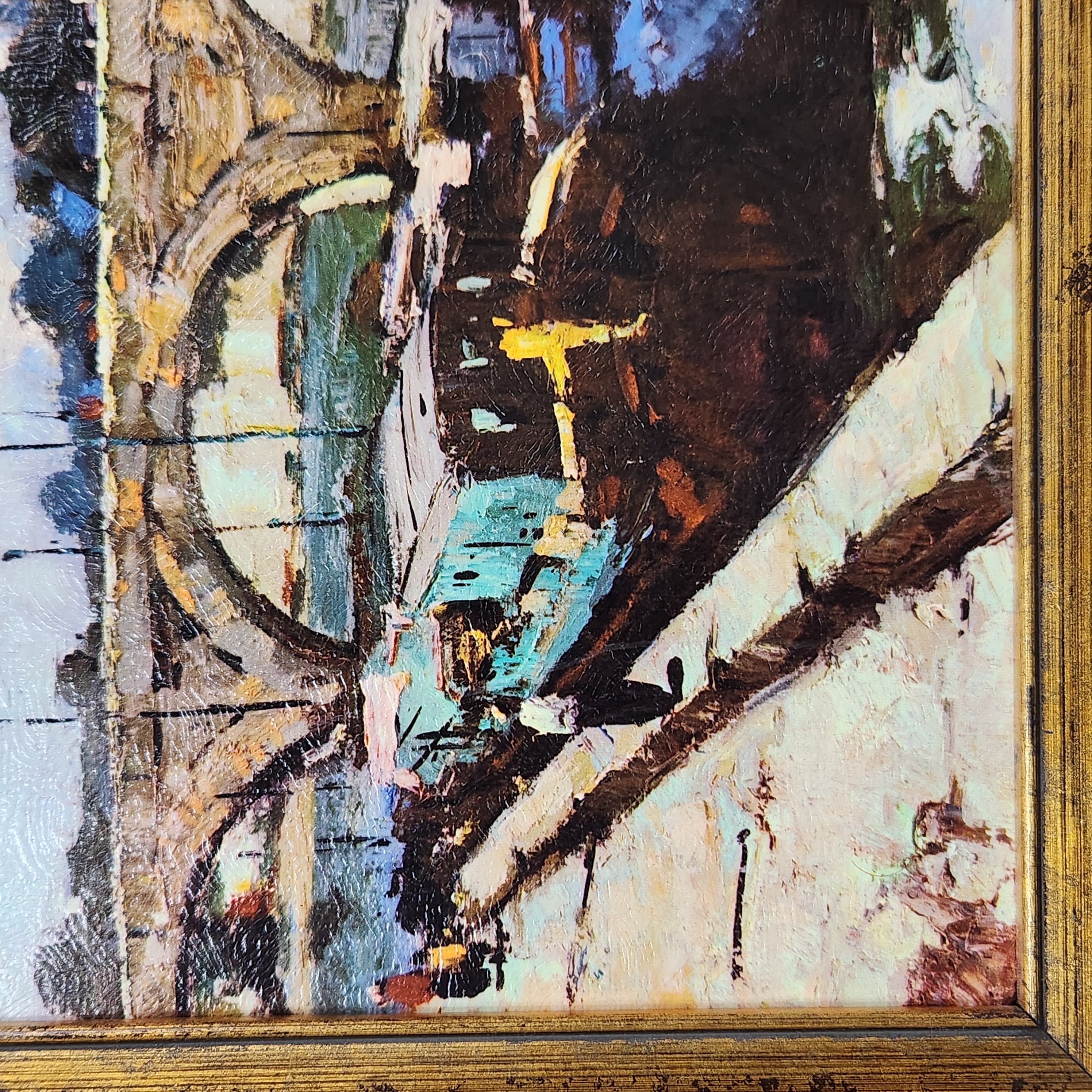 M. Robert Paris Notre-Dame Oil