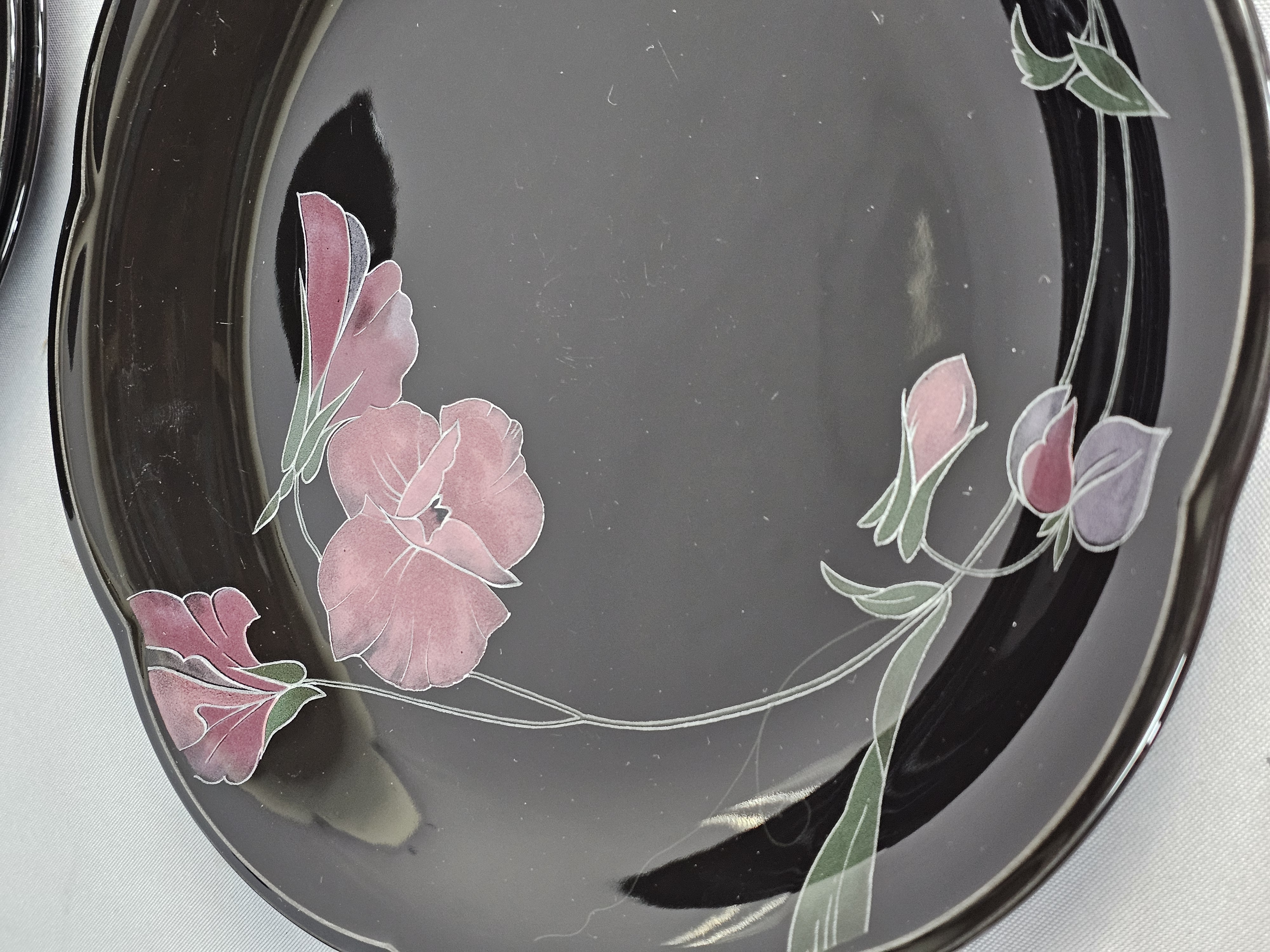 42-Piece Mikasa Tango Dinner Set