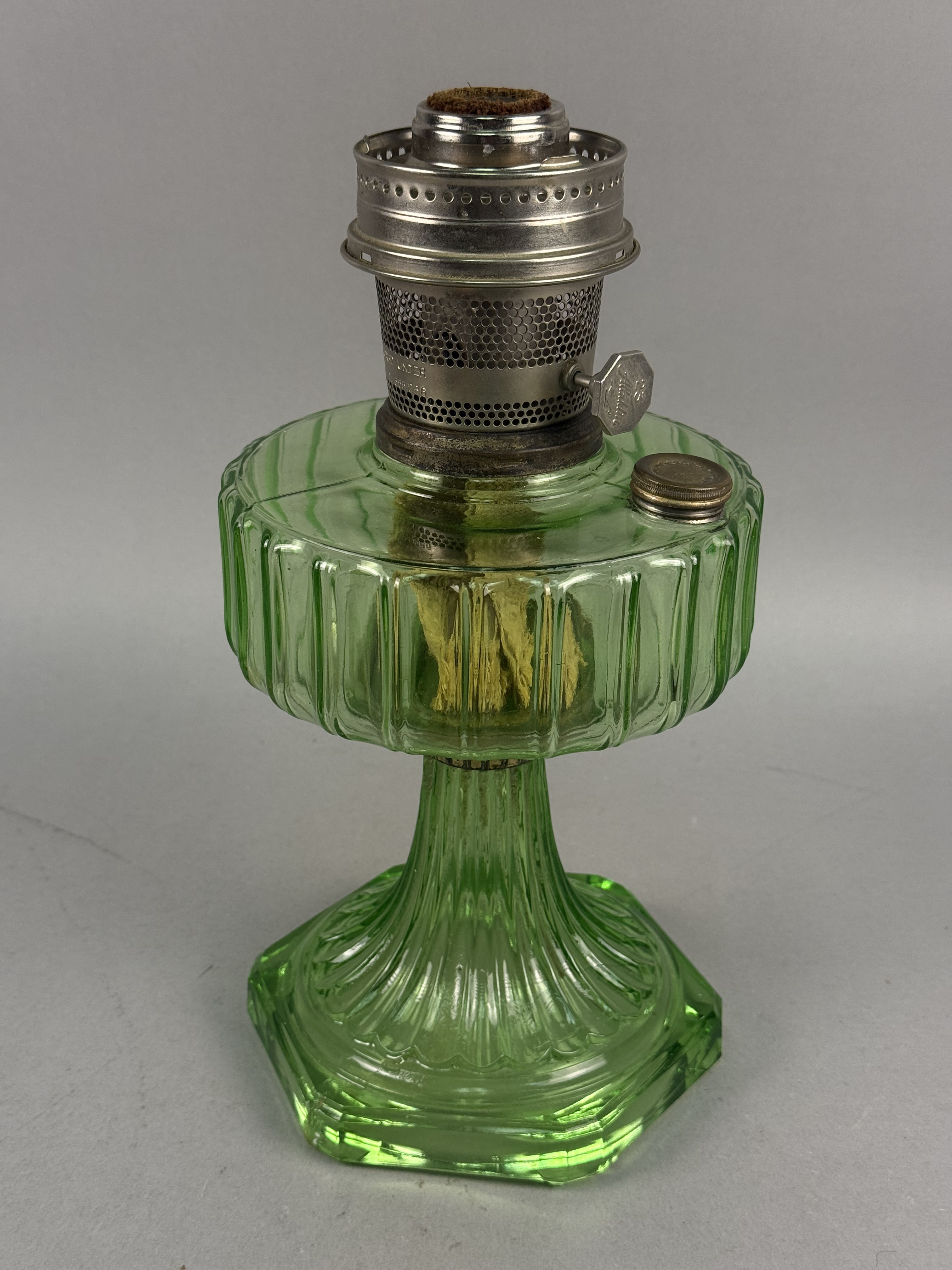 Aladdin Model 23 Green Cathedral Lamp