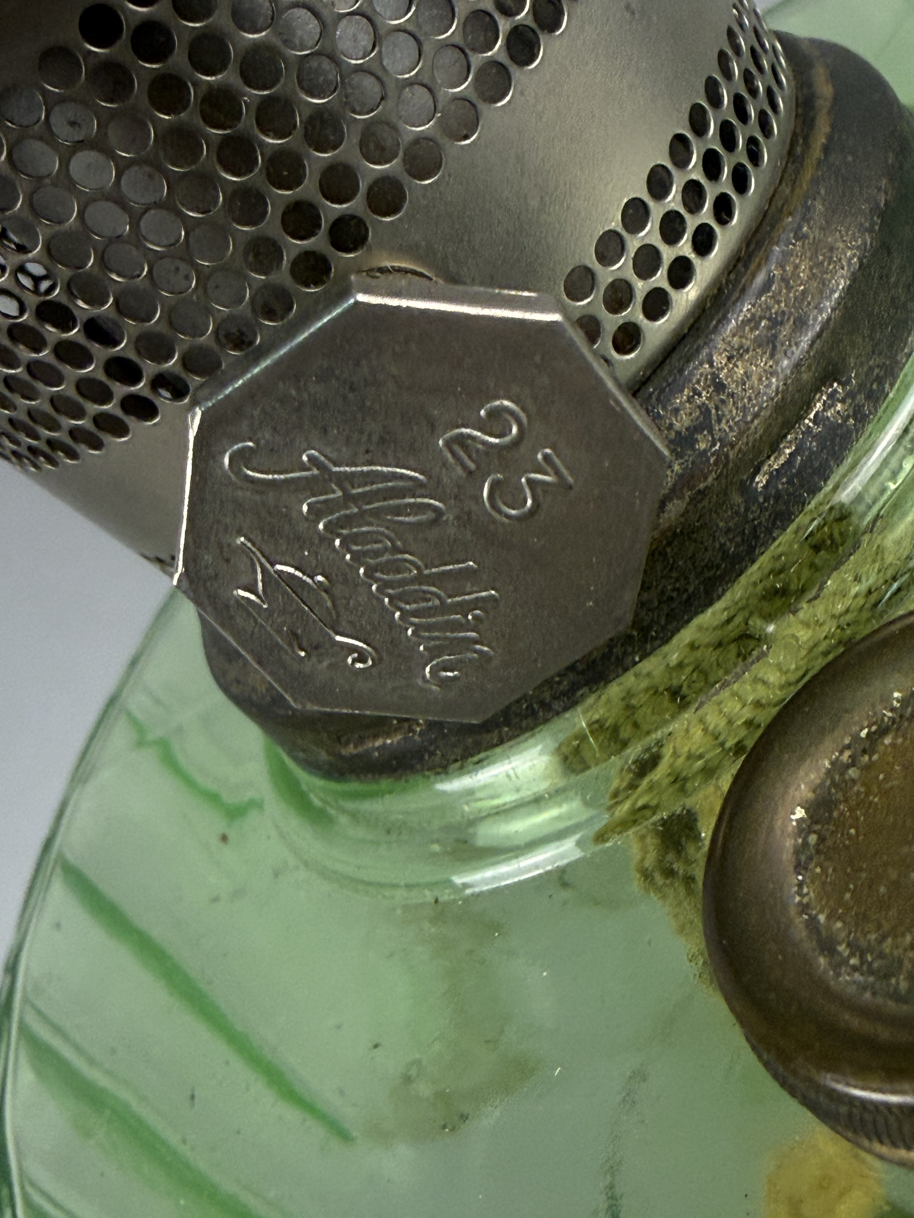 Aladdin Model 23 Green Cathedral Lamp
