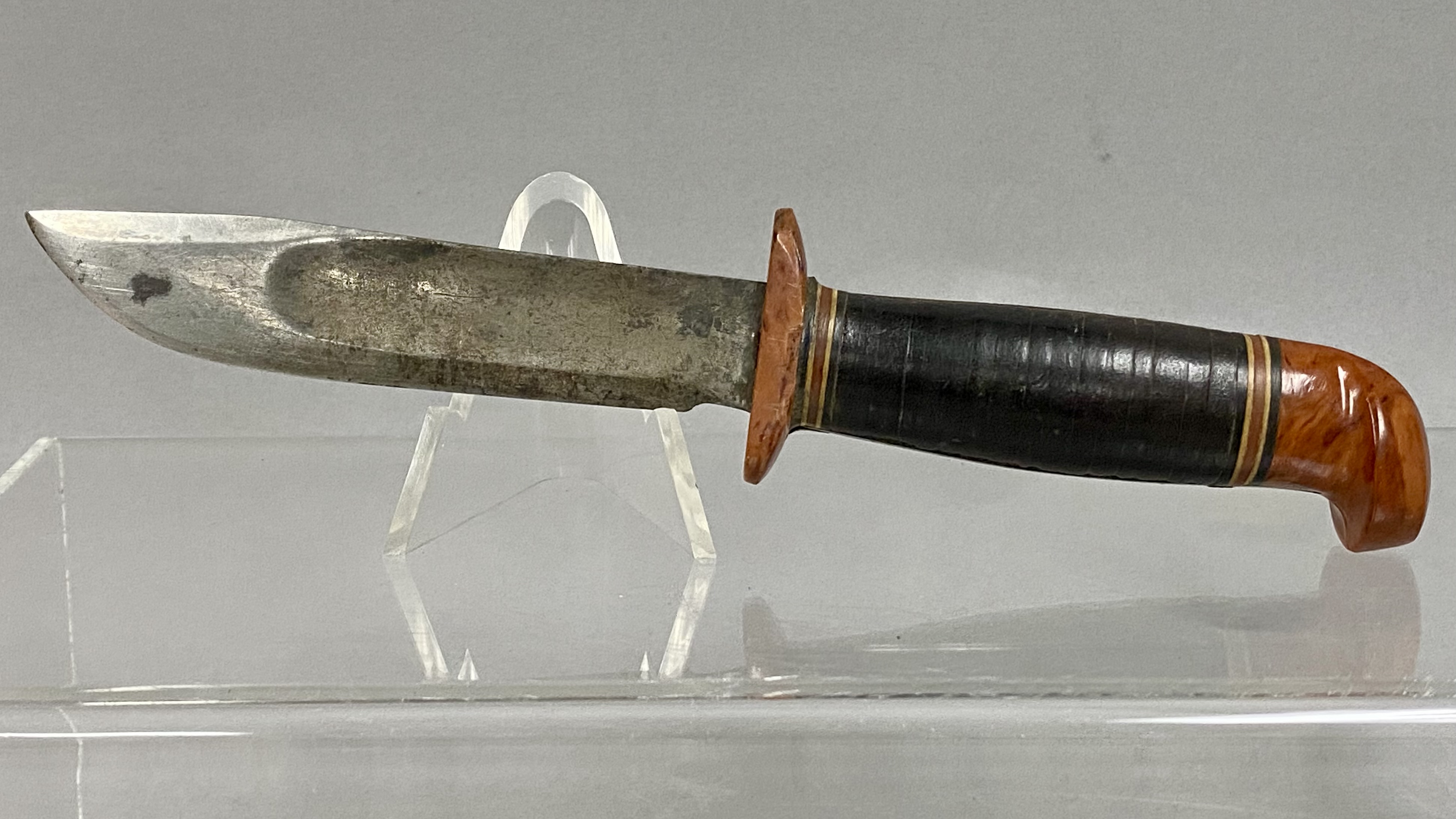 Wesco Patented Split Tang Hunting Knife