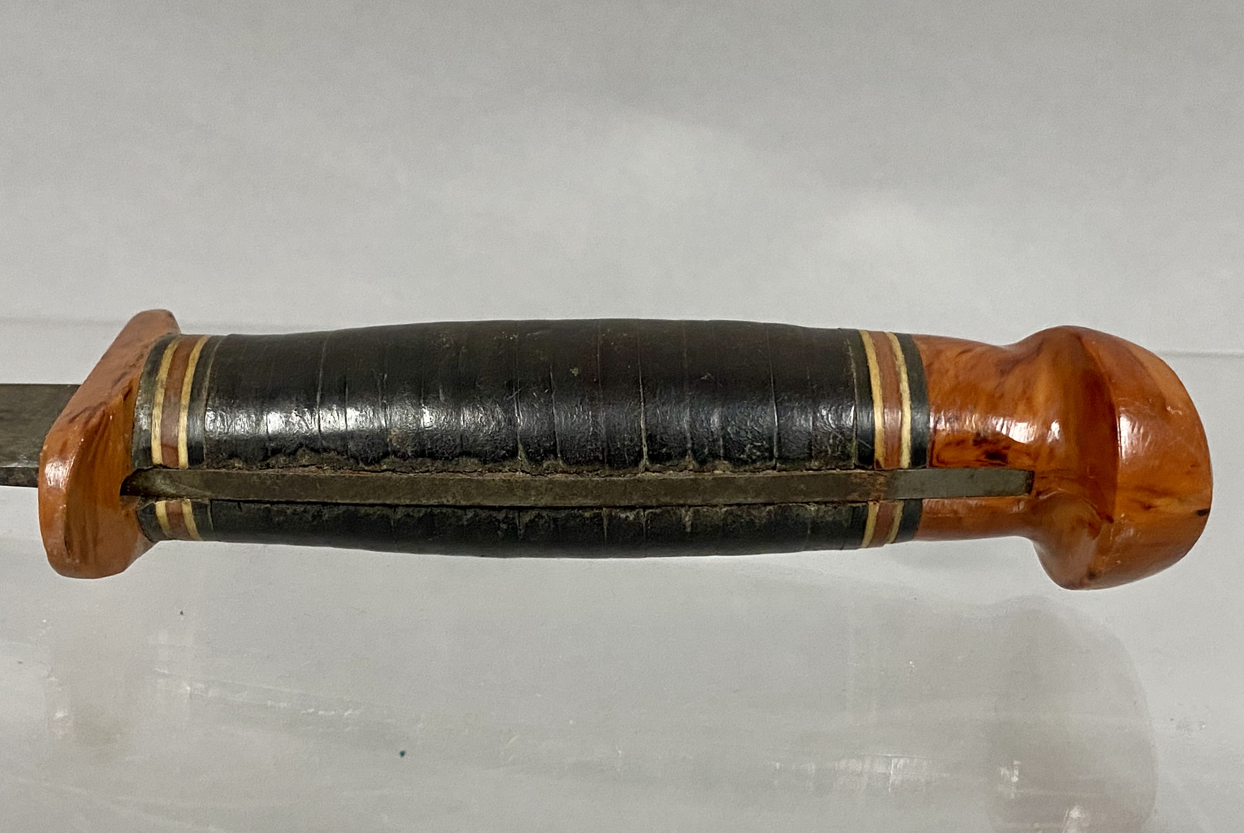 Wesco Patented Split Tang Hunting Knife