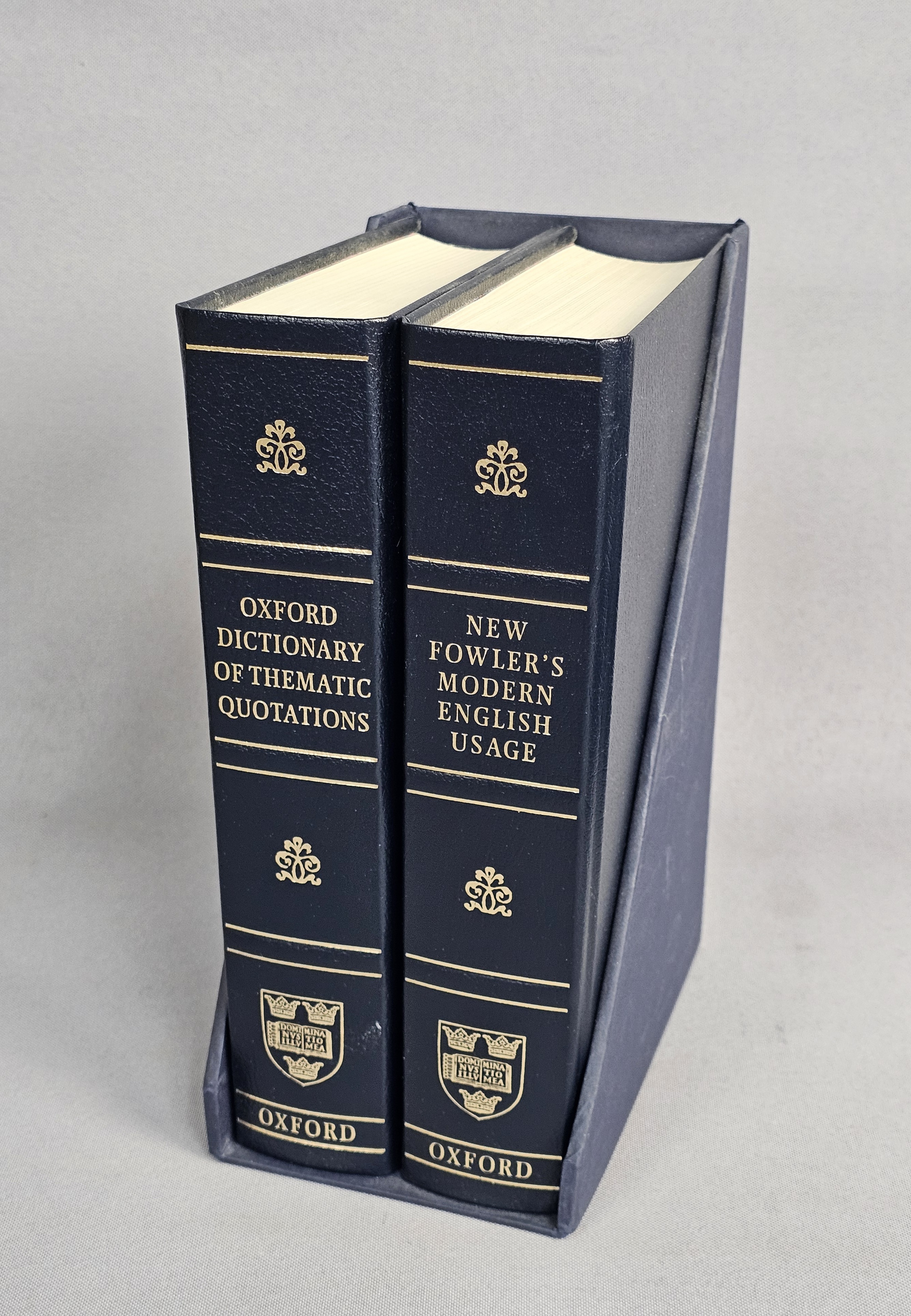 Oxford Reference Two-Volume Set 2000