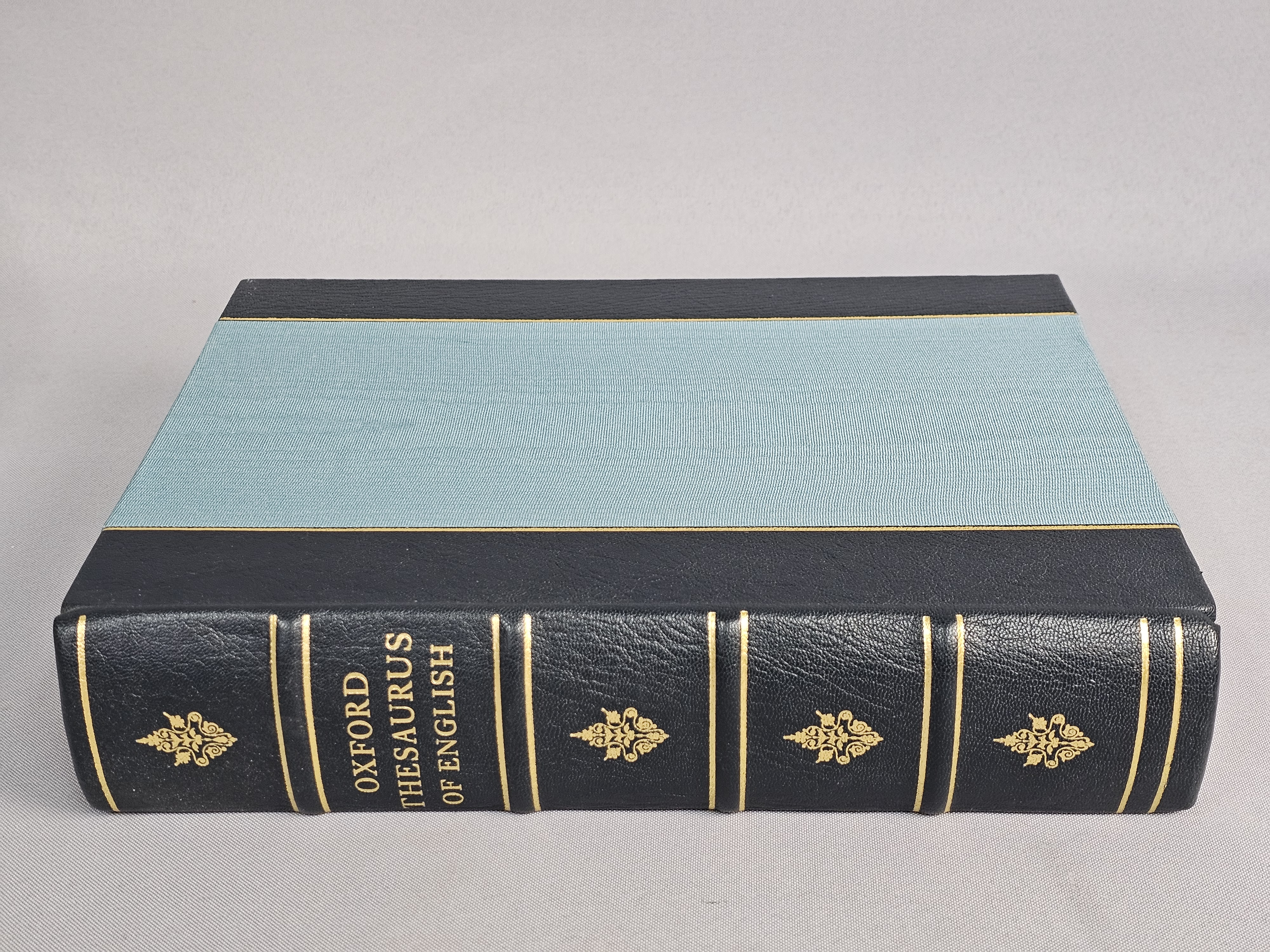 Folio Society Oxford Thesaurus 2004
