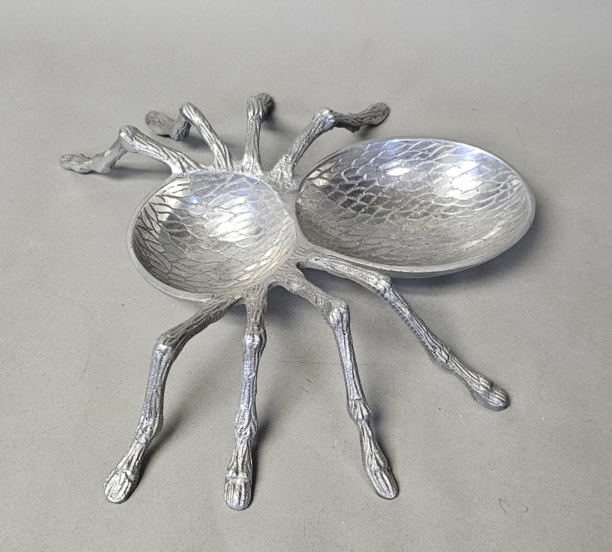 Cast Aluminum Spider Form Dish