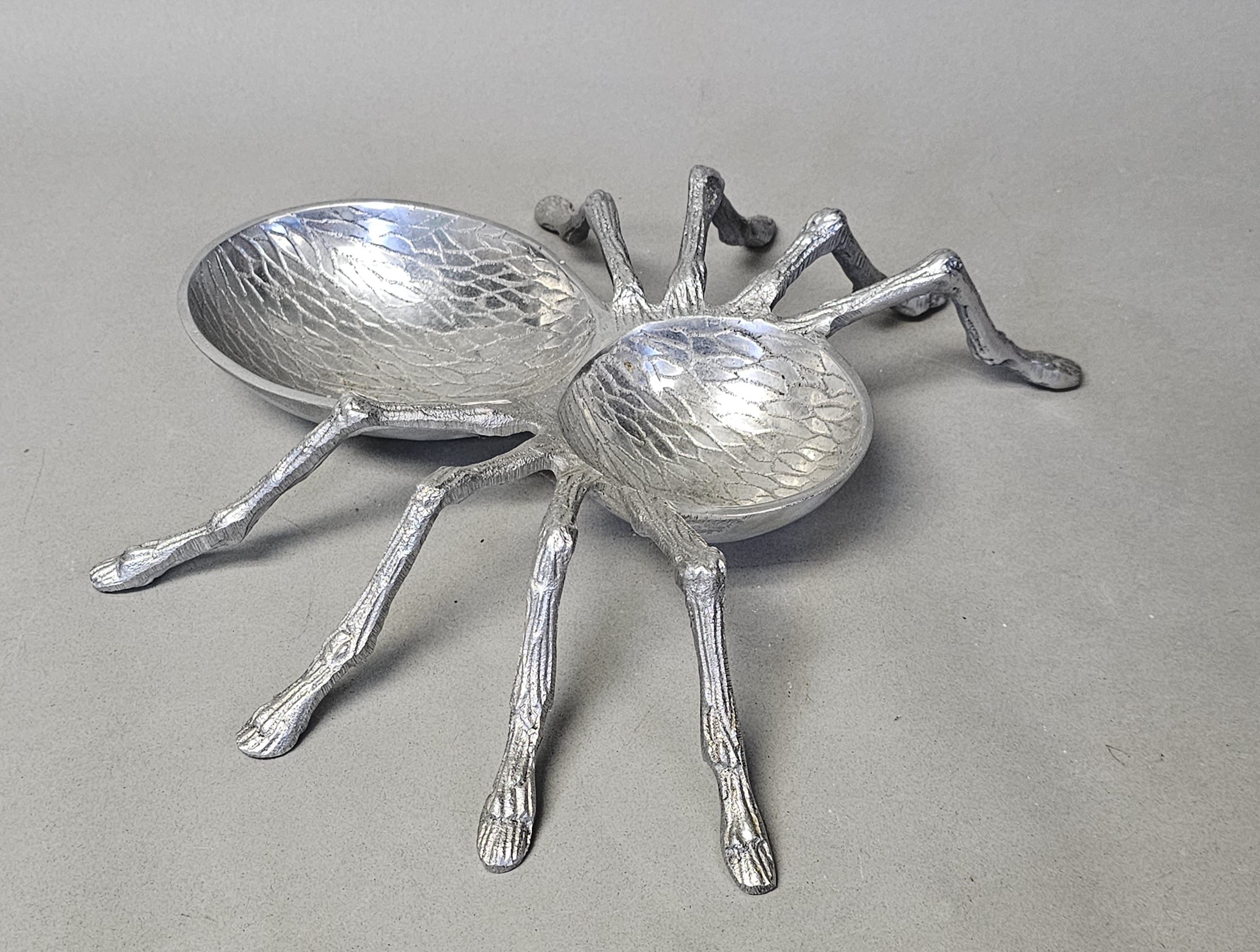 Cast Aluminum Spider Form Dish