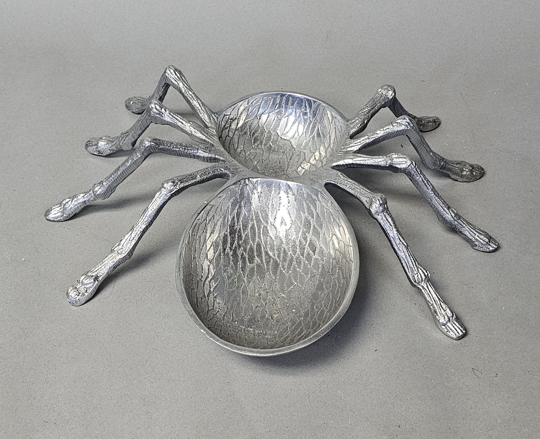 Cast Aluminum Spider Form Dish