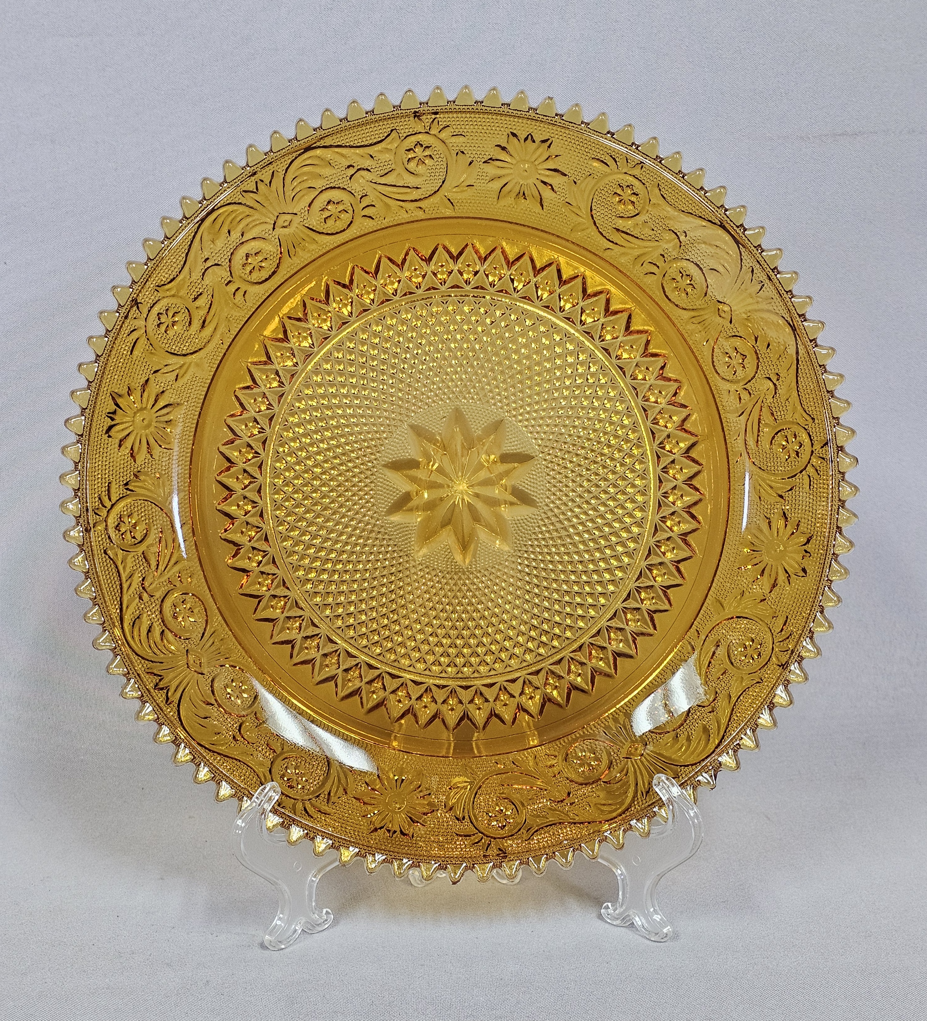 Indiana Tiara Amber Sandwich Glass Plate