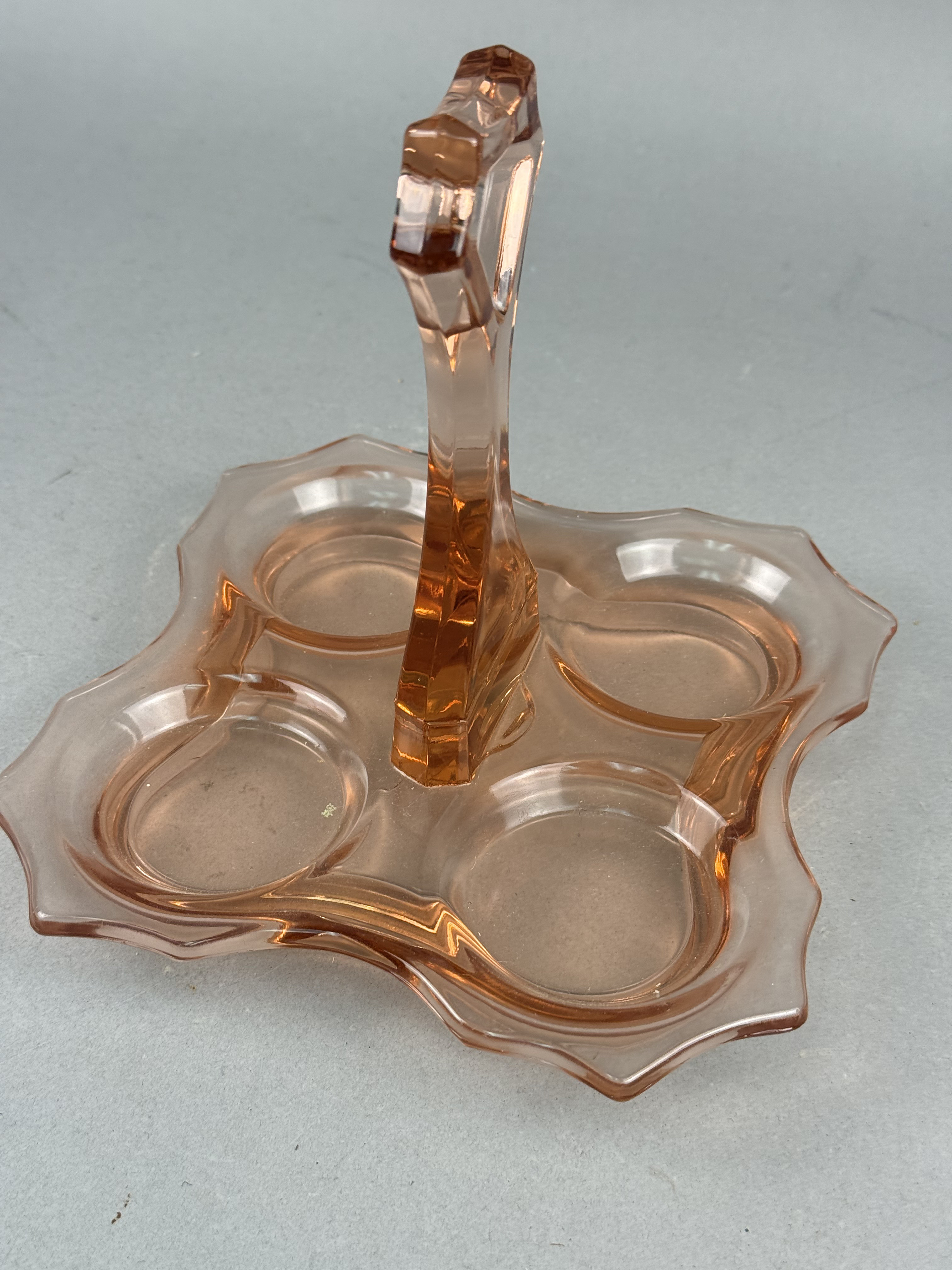 Cambridge Pink Glass Bridge Tray