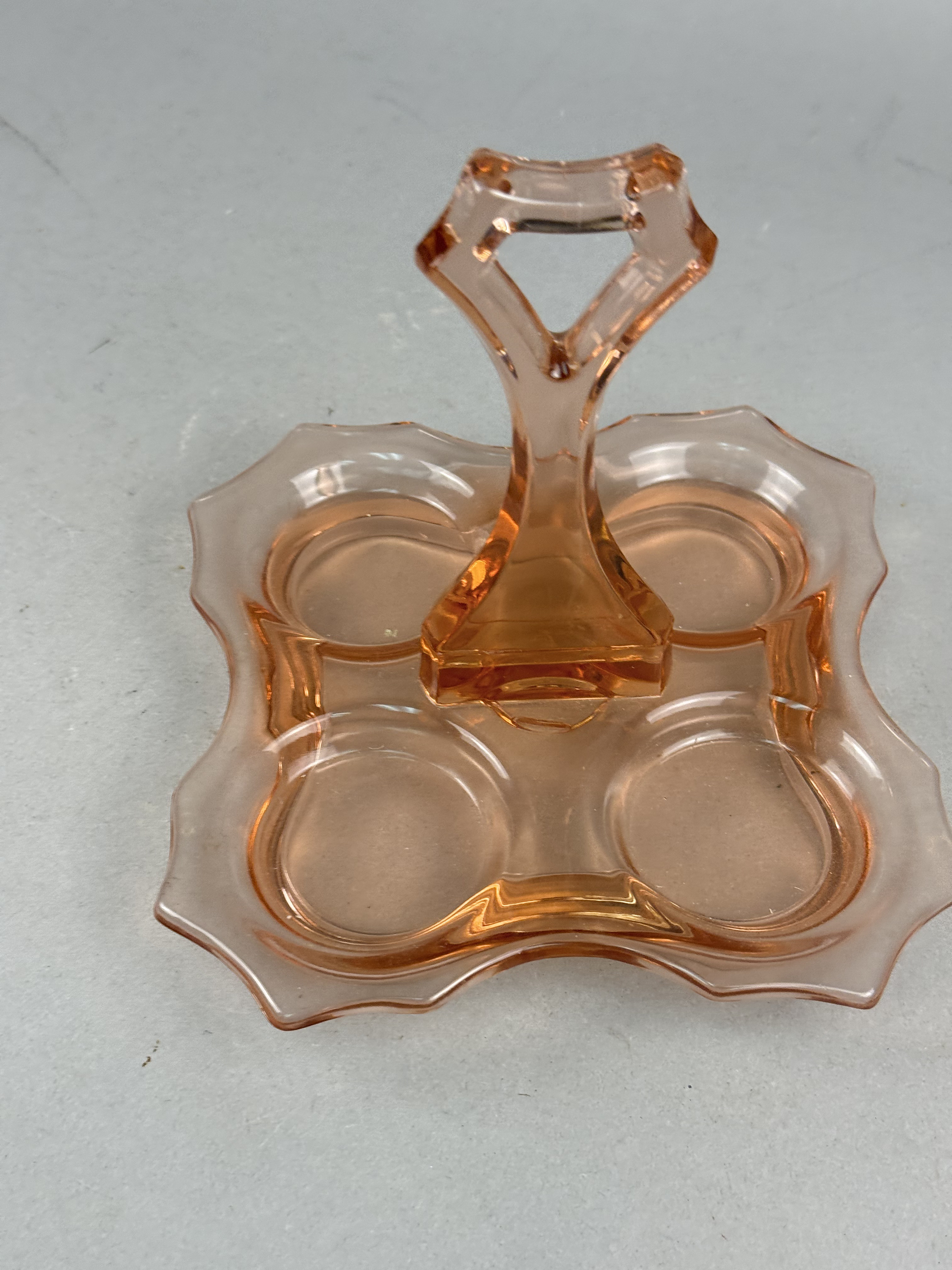 Cambridge Pink Glass Bridge Tray