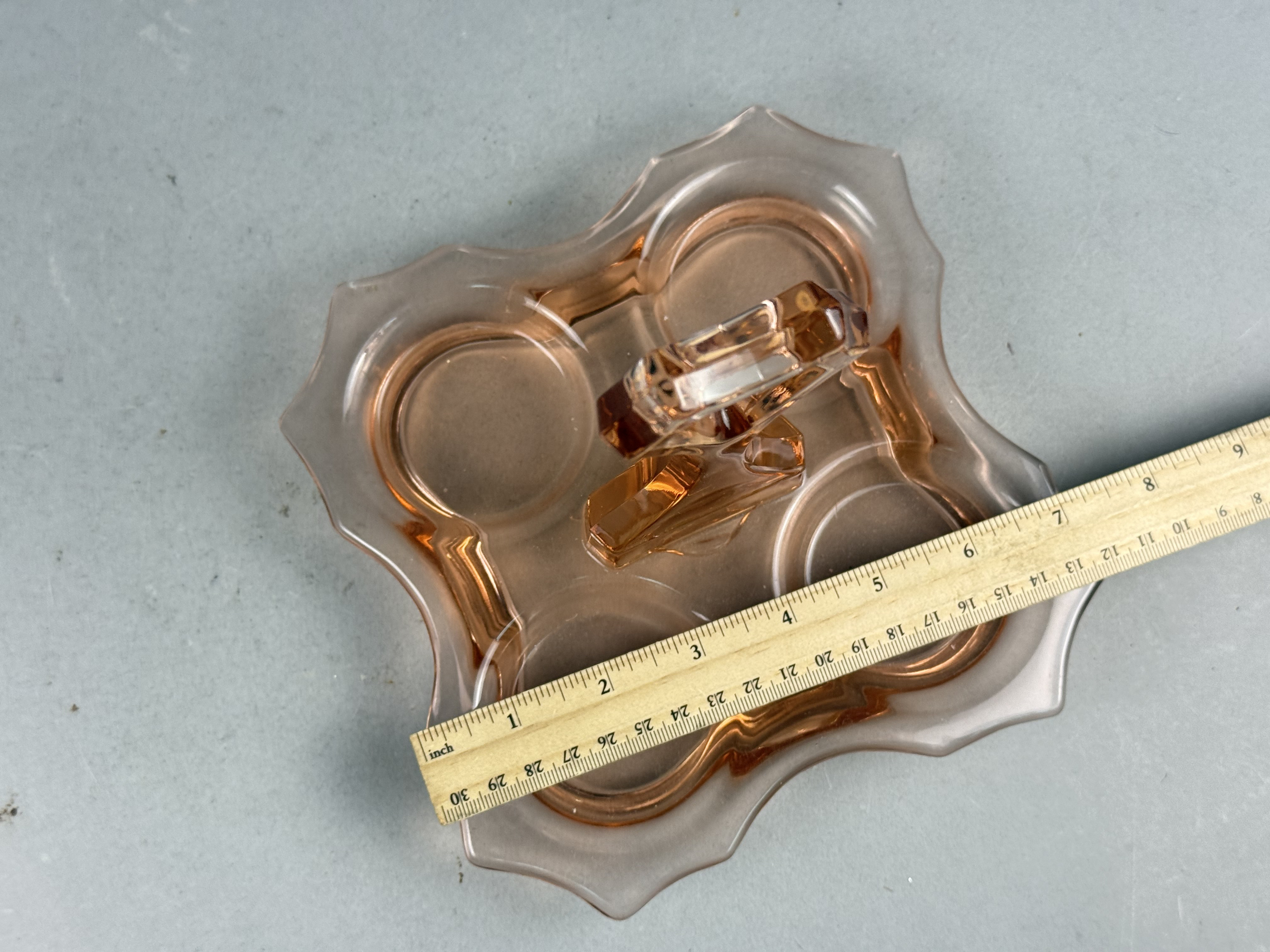 Cambridge Pink Glass Bridge Tray