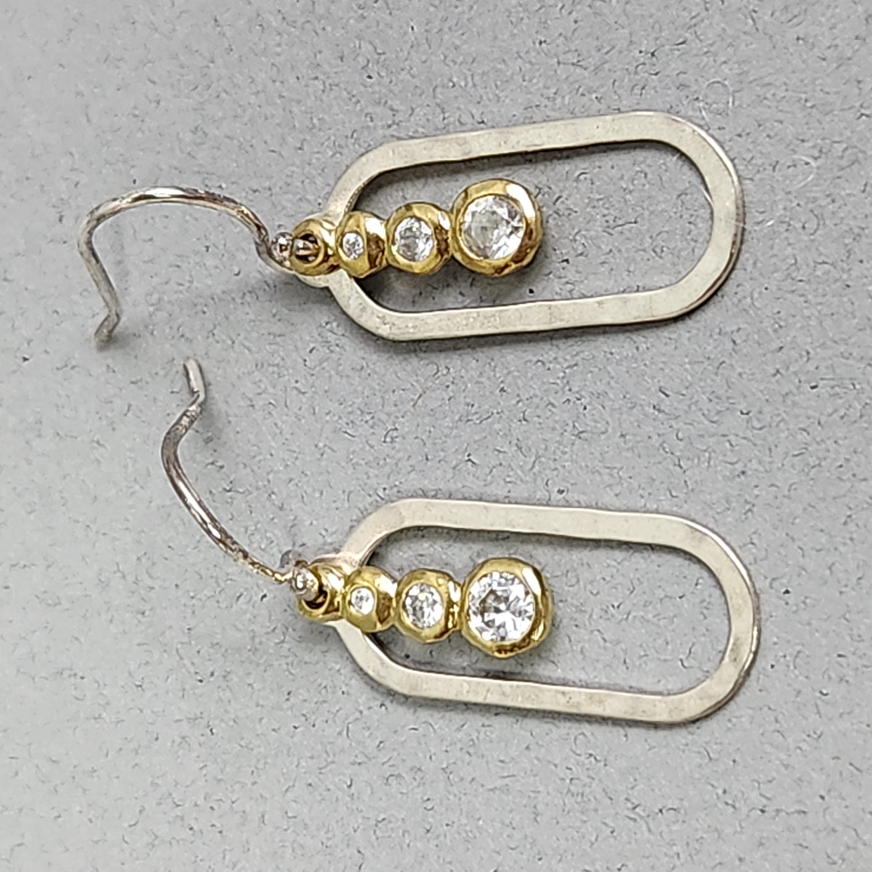 Silpada CZ Earrings 2.73 Grams