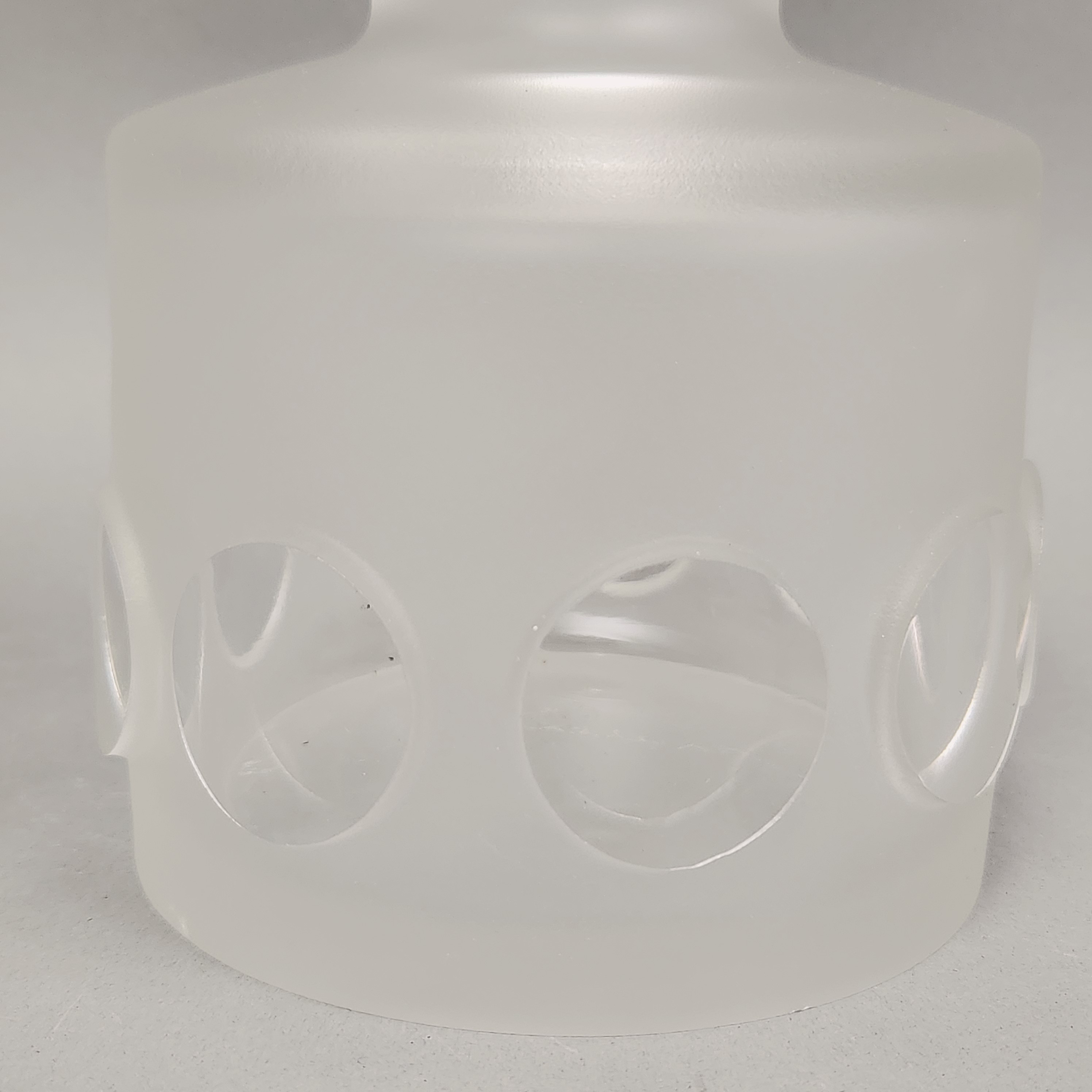 Vicke Lindstrand Kosta Art Glass Vase
