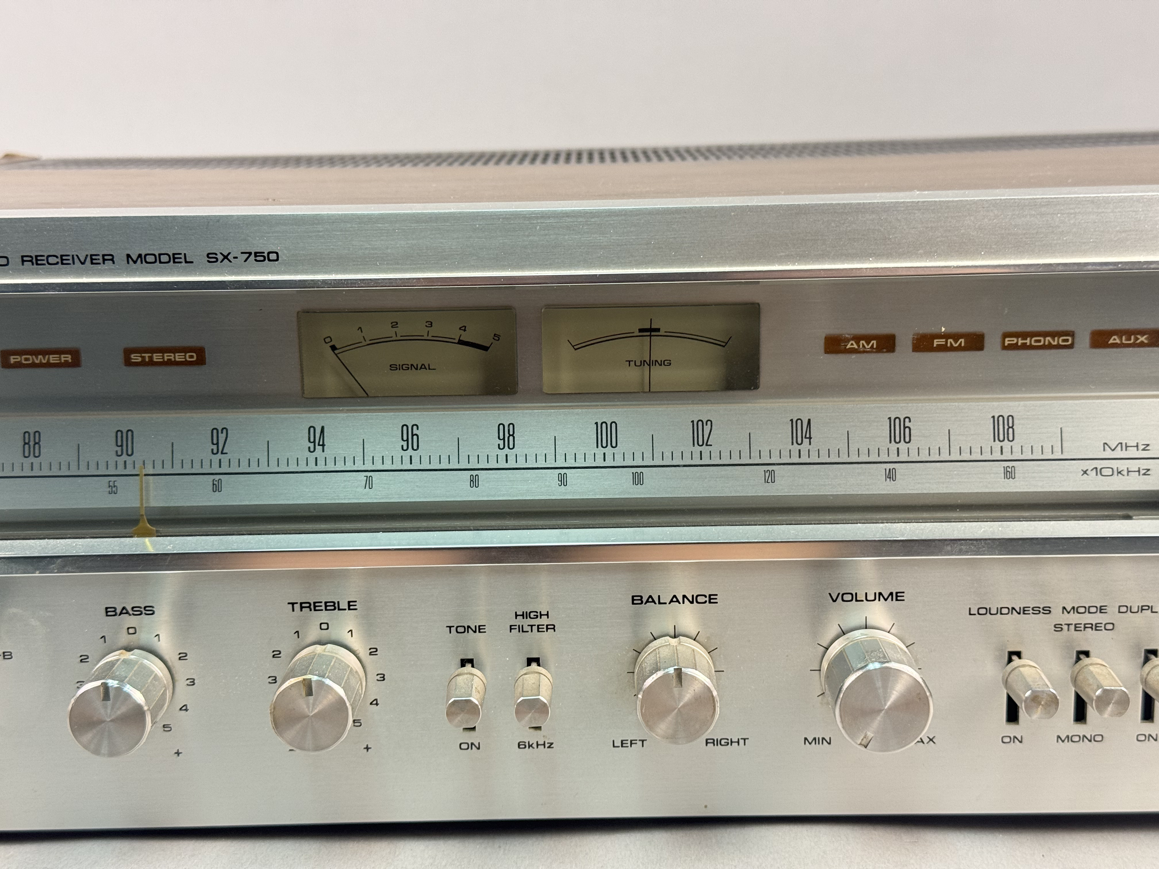Pioneer SX-750 Stereo Receiver