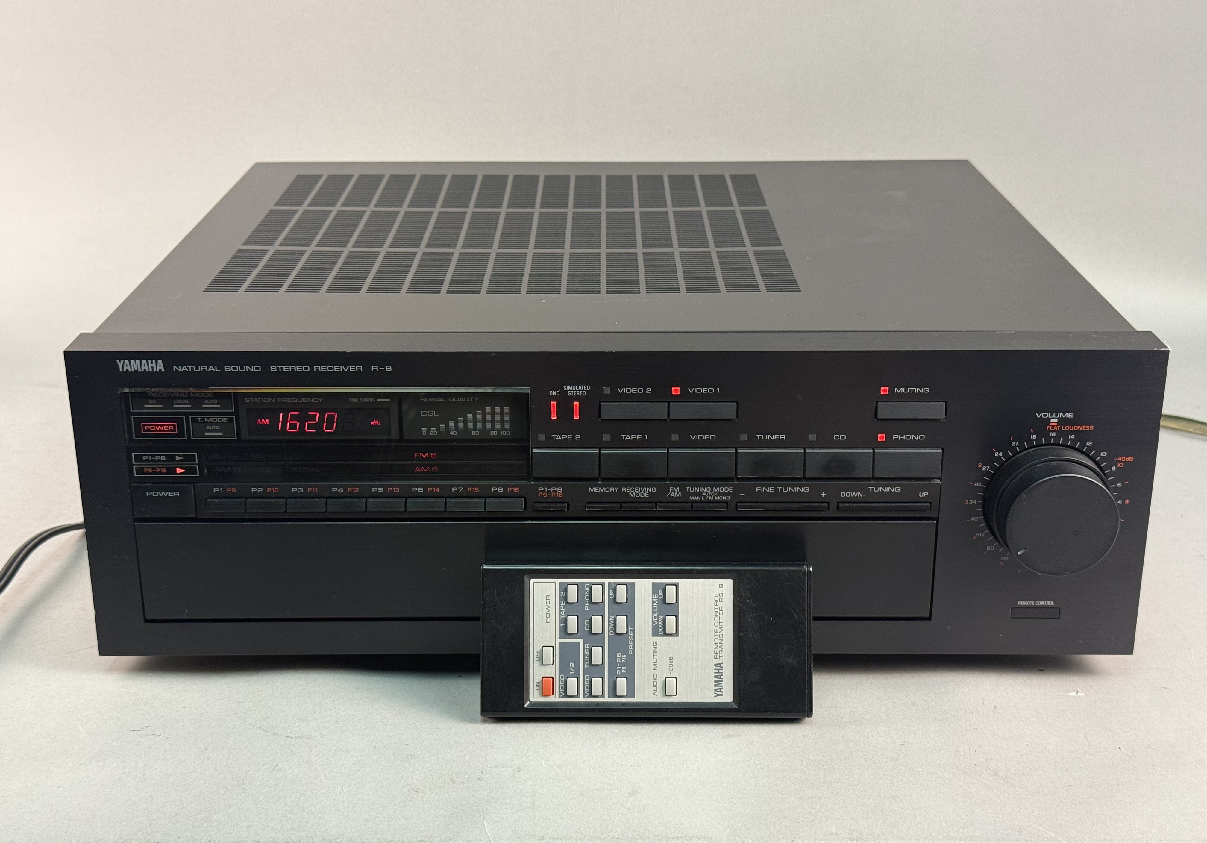 Yamaha R-8 Natural Sound Stereo Receiver