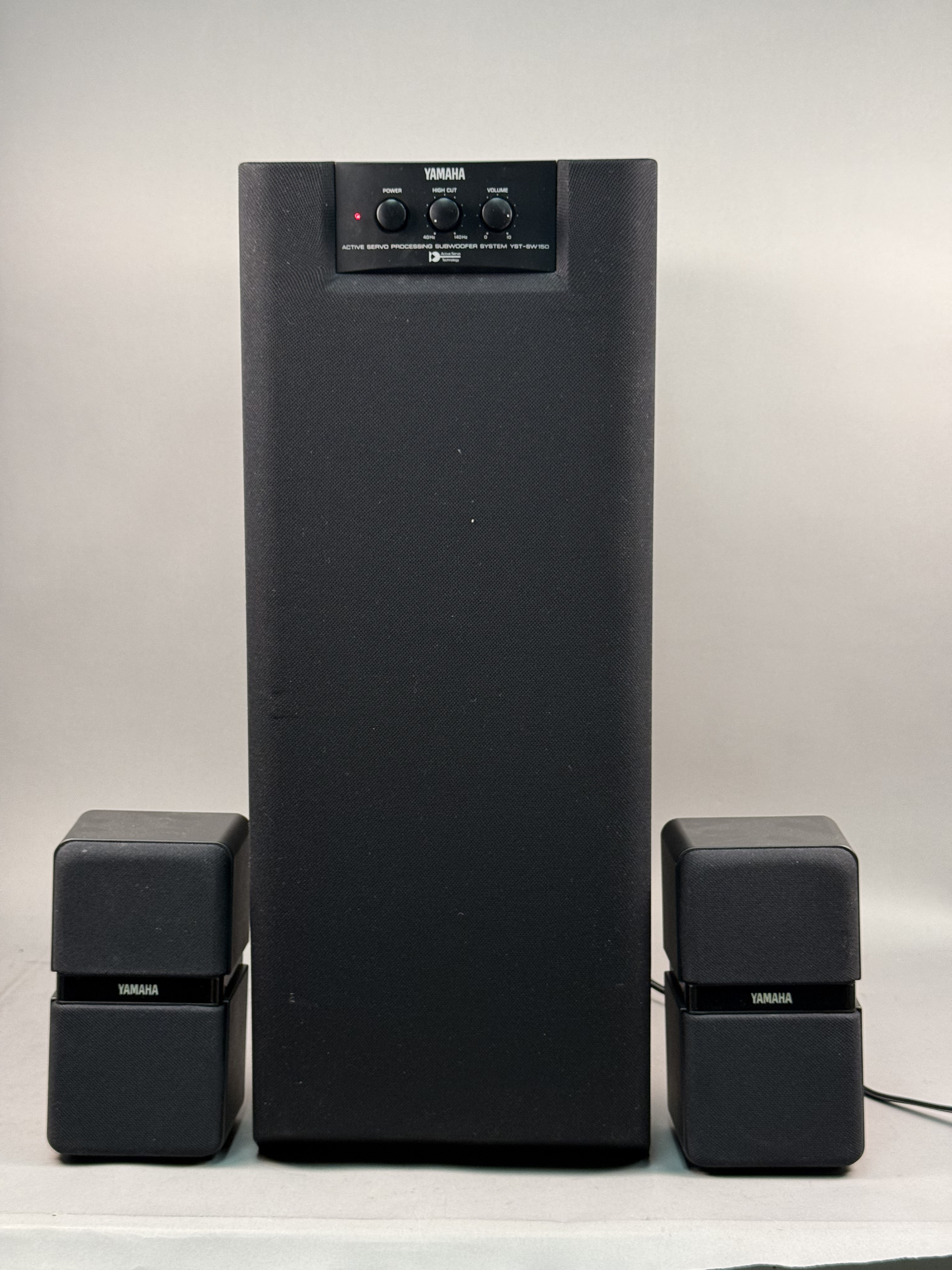 Yamaha YST-SW150 Subwoofer and Speakers