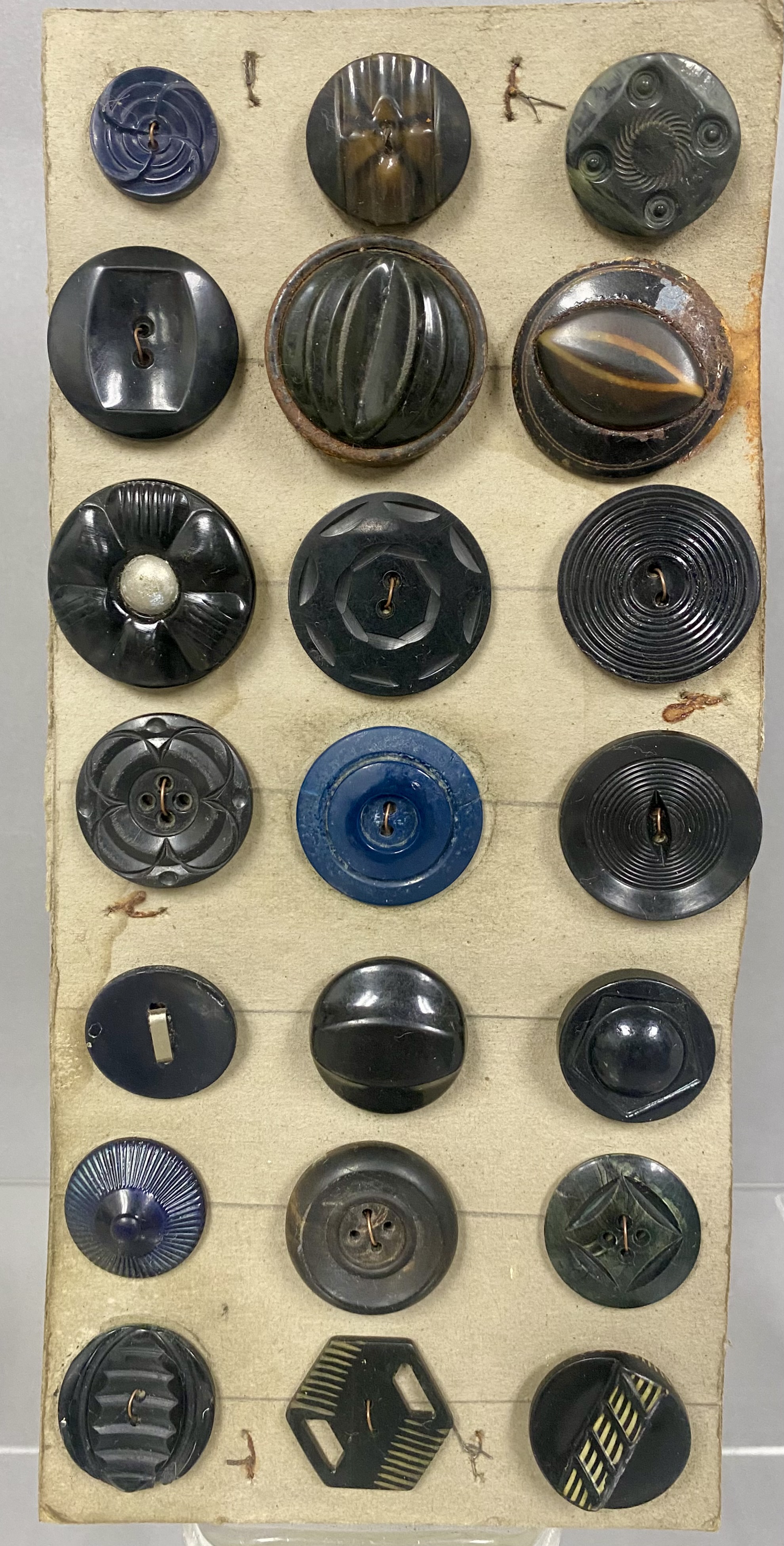 Assortment of Vintage Fashion Buttons