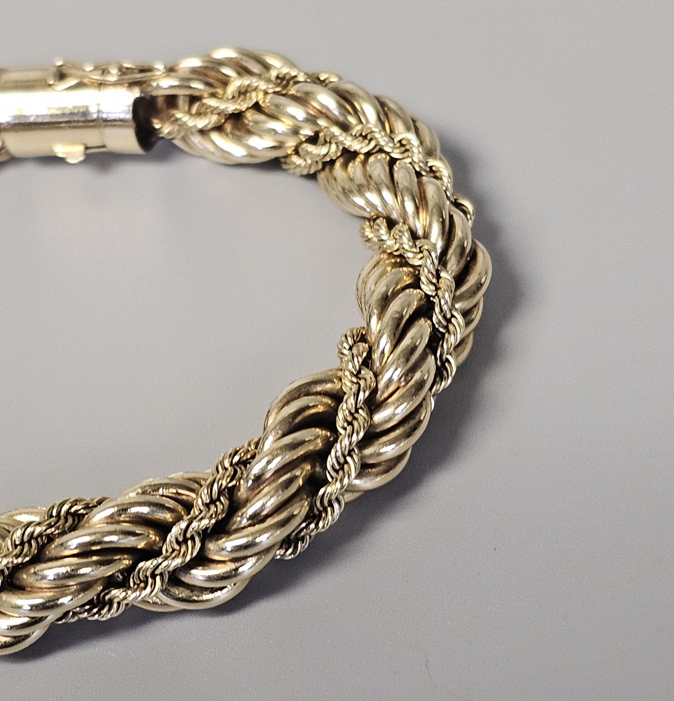 Heavy 14K Gold Rope Bracelet 29.5 Grams