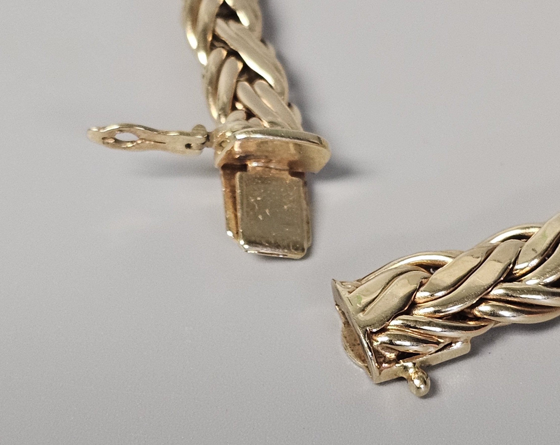 Tiffany & Co. 14K Gold Bracelet 24.0 Grams