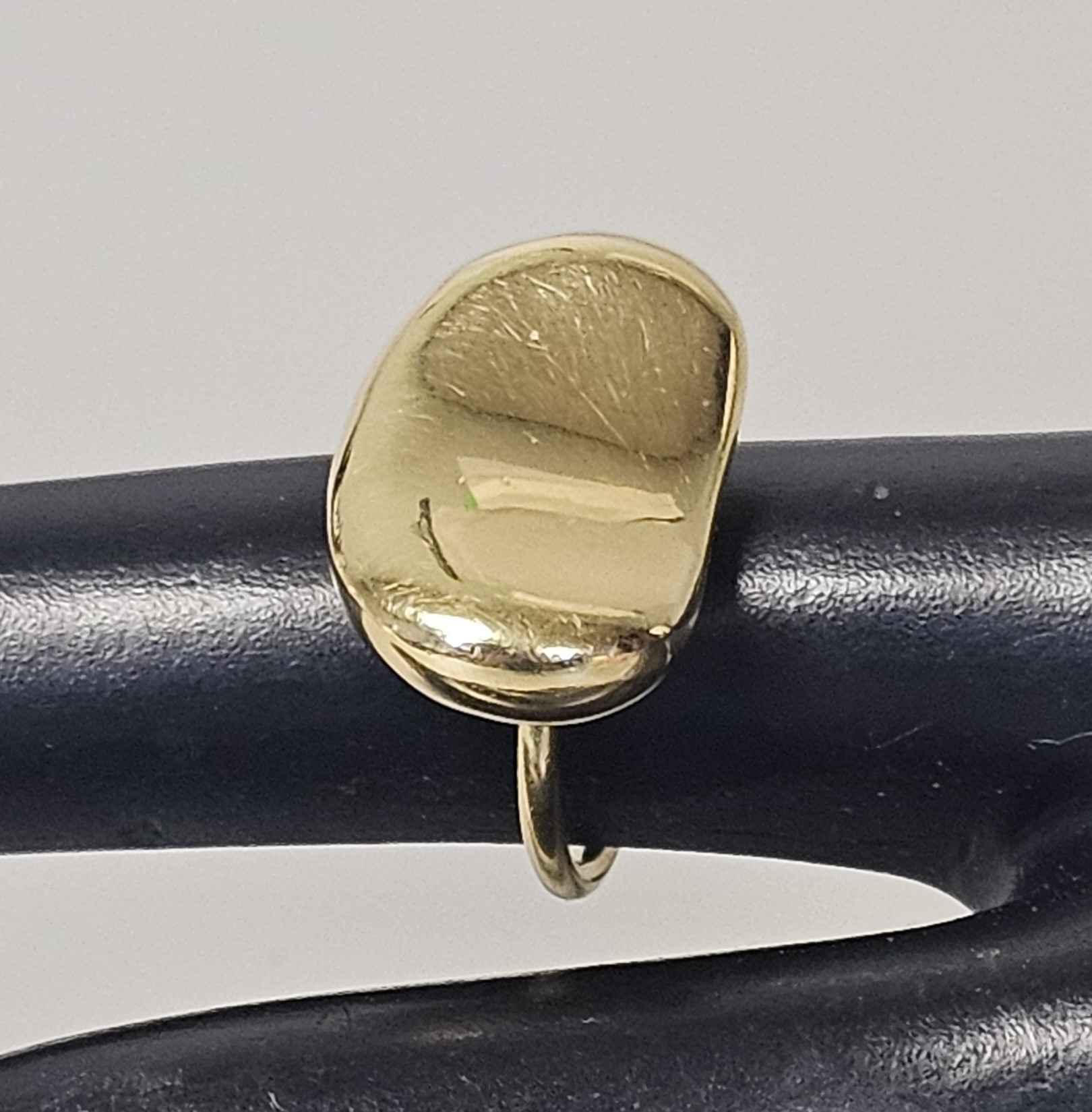 Tiffany & Co. Peretti 18K Bean Ring 8.1 Grams