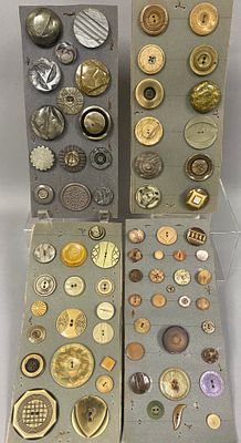 A Collection of Vintage Sewing Buttons. This collection of approximately 70 vintage sewing 