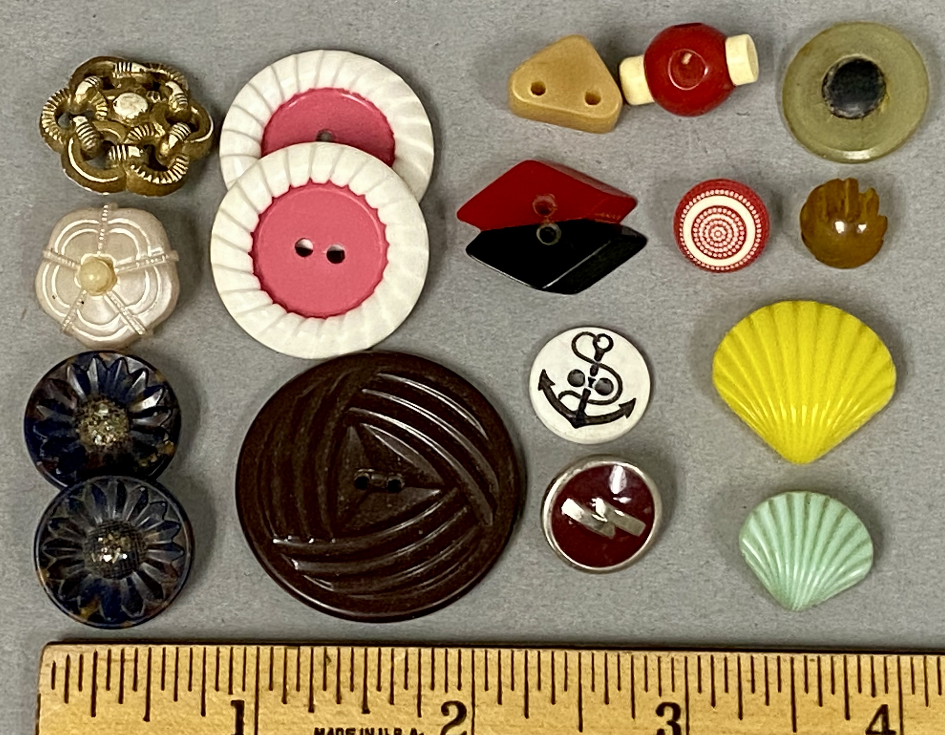 Assorted Vintage Sewing Buttons in Jar