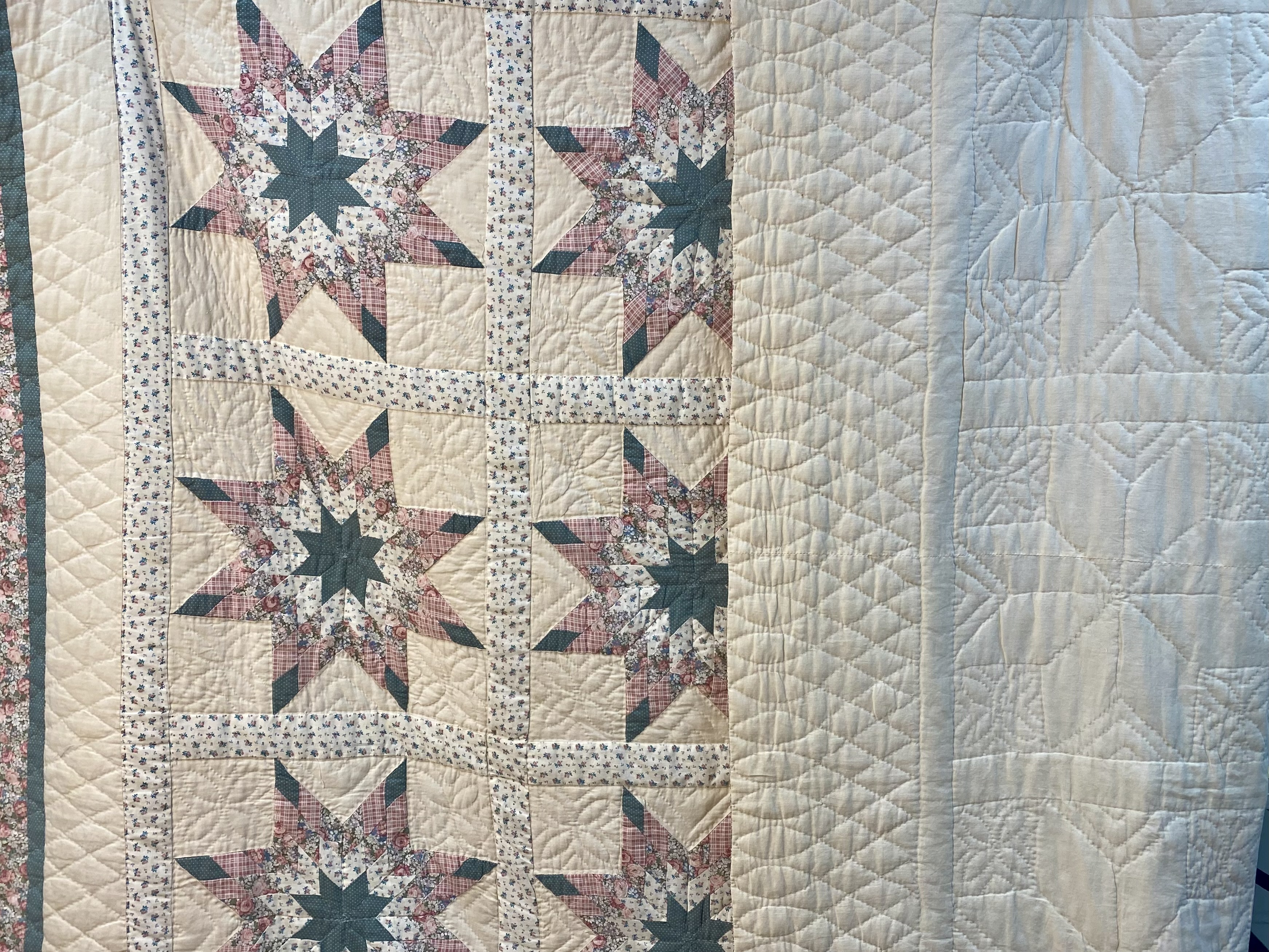 Hand-Stitched Star Quilt and Pillow Set