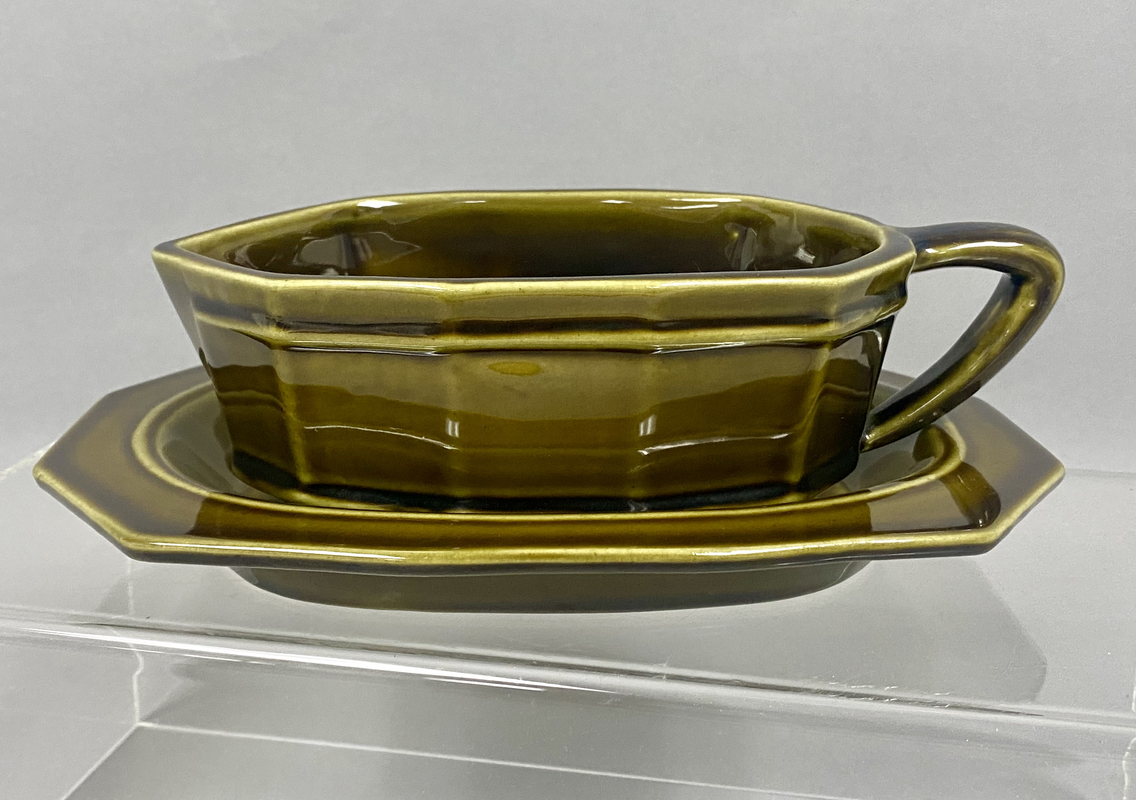 Two-Piece Pfaltzgraff Heritage Green Server