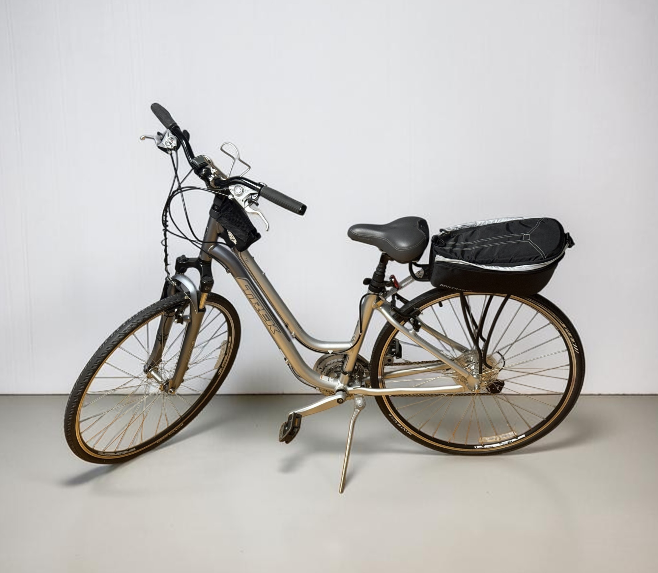 Trek 7300 Step-Through Hybrid Bicycle