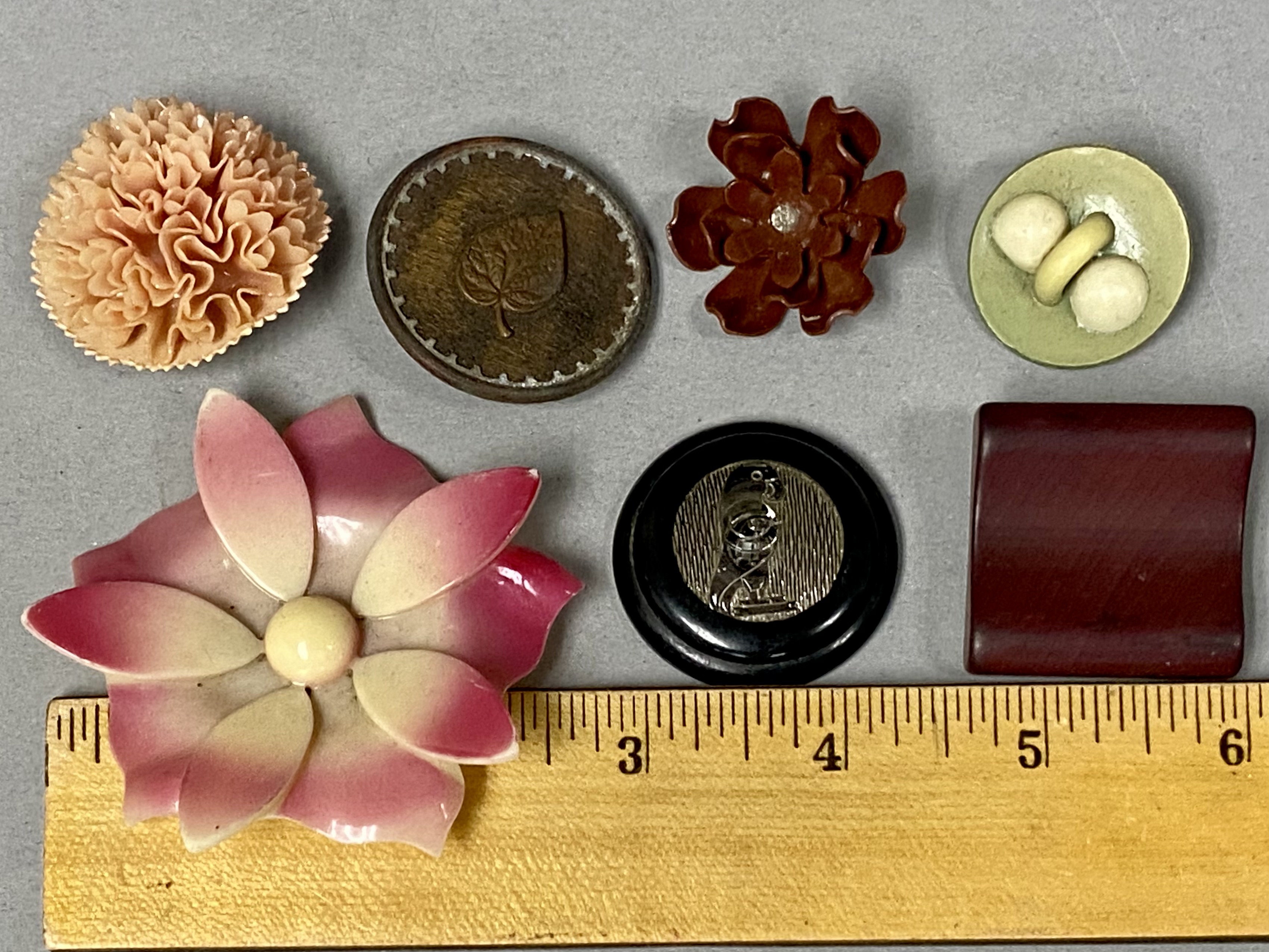 Assortment of Vintage Early Plastic Buttons