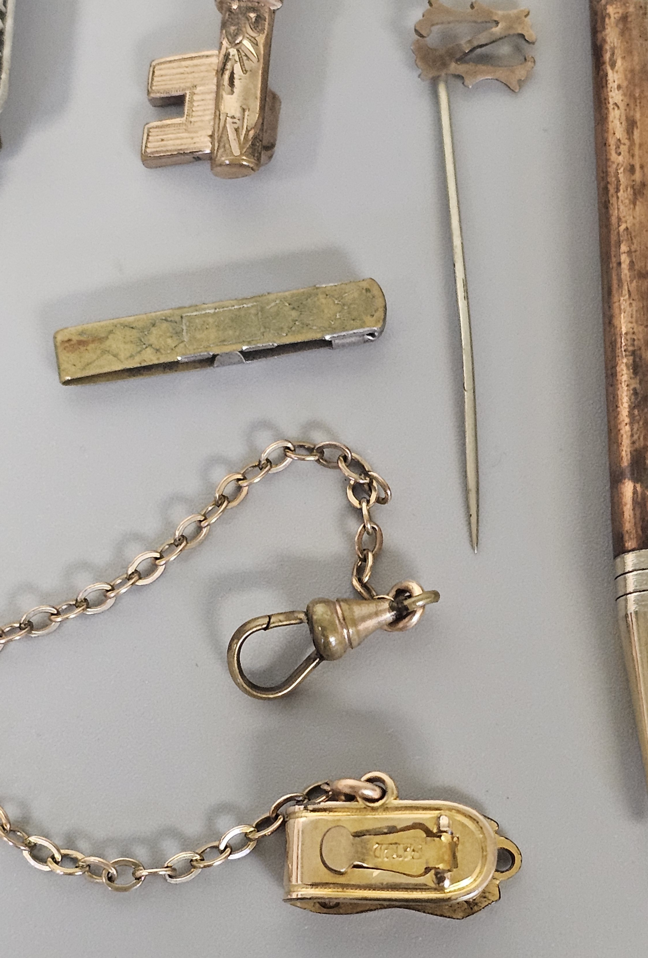 A Collection of Victorian Jewelry Accessories