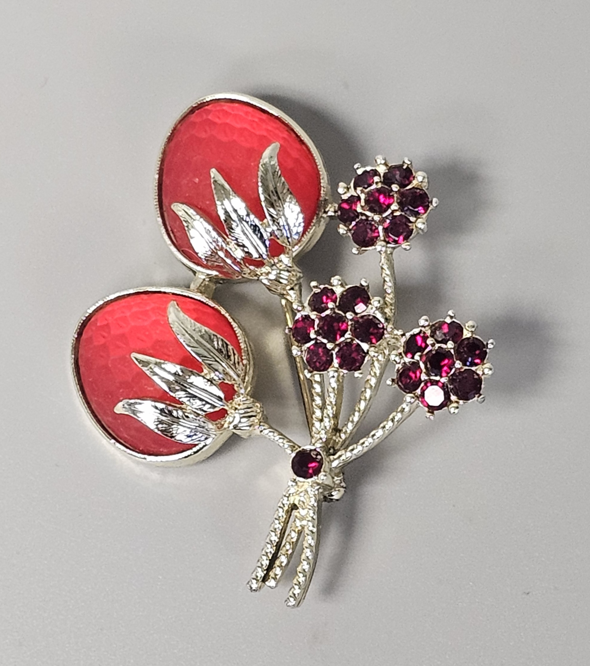 Sarah Coventry Strawberry Festival Brooch