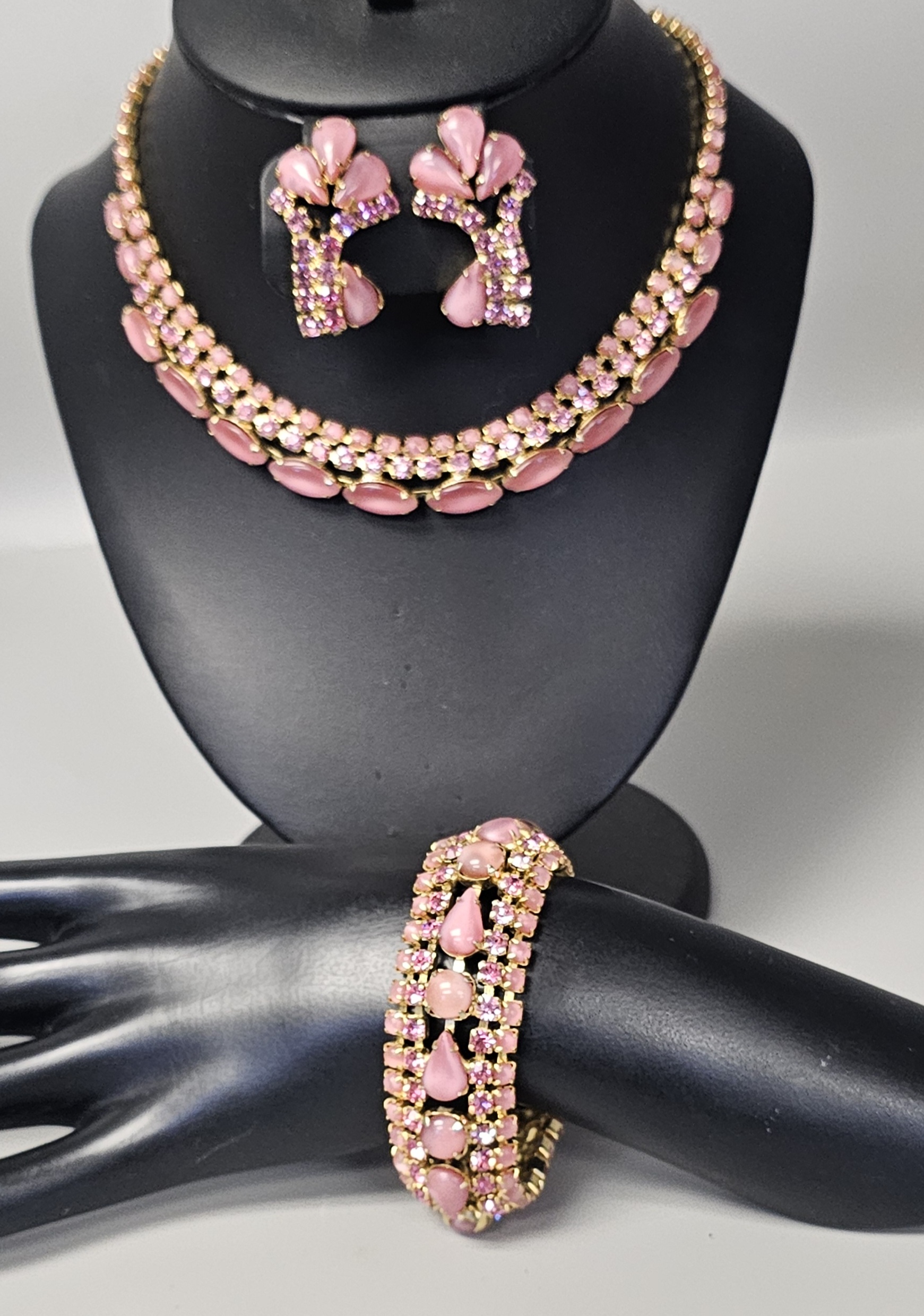 Vintage Pink Moonglow Jewelry Parure