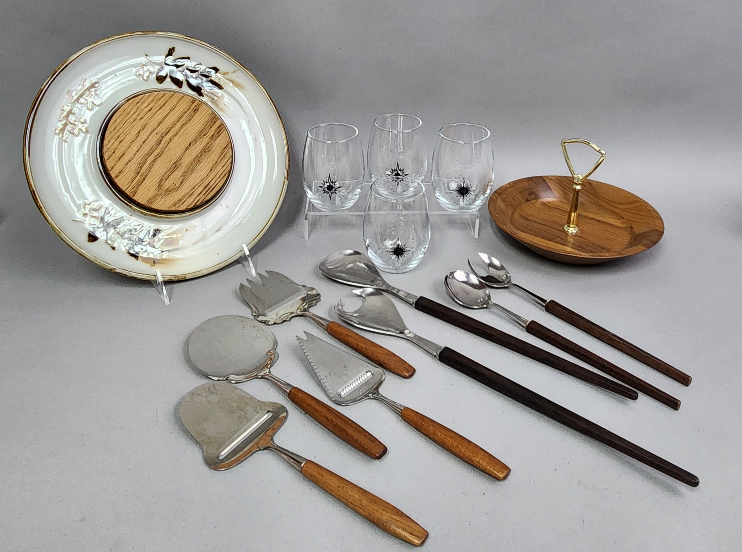 Mid-Century Modern Serving Collection