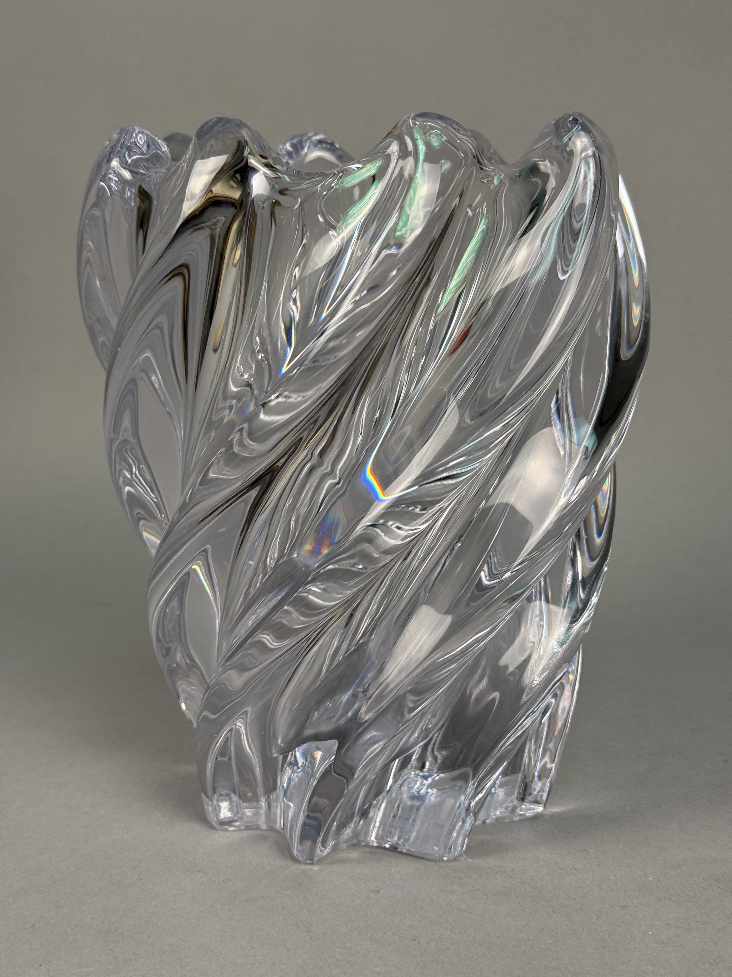 Art Vannes France Crystal Swirl Vase
