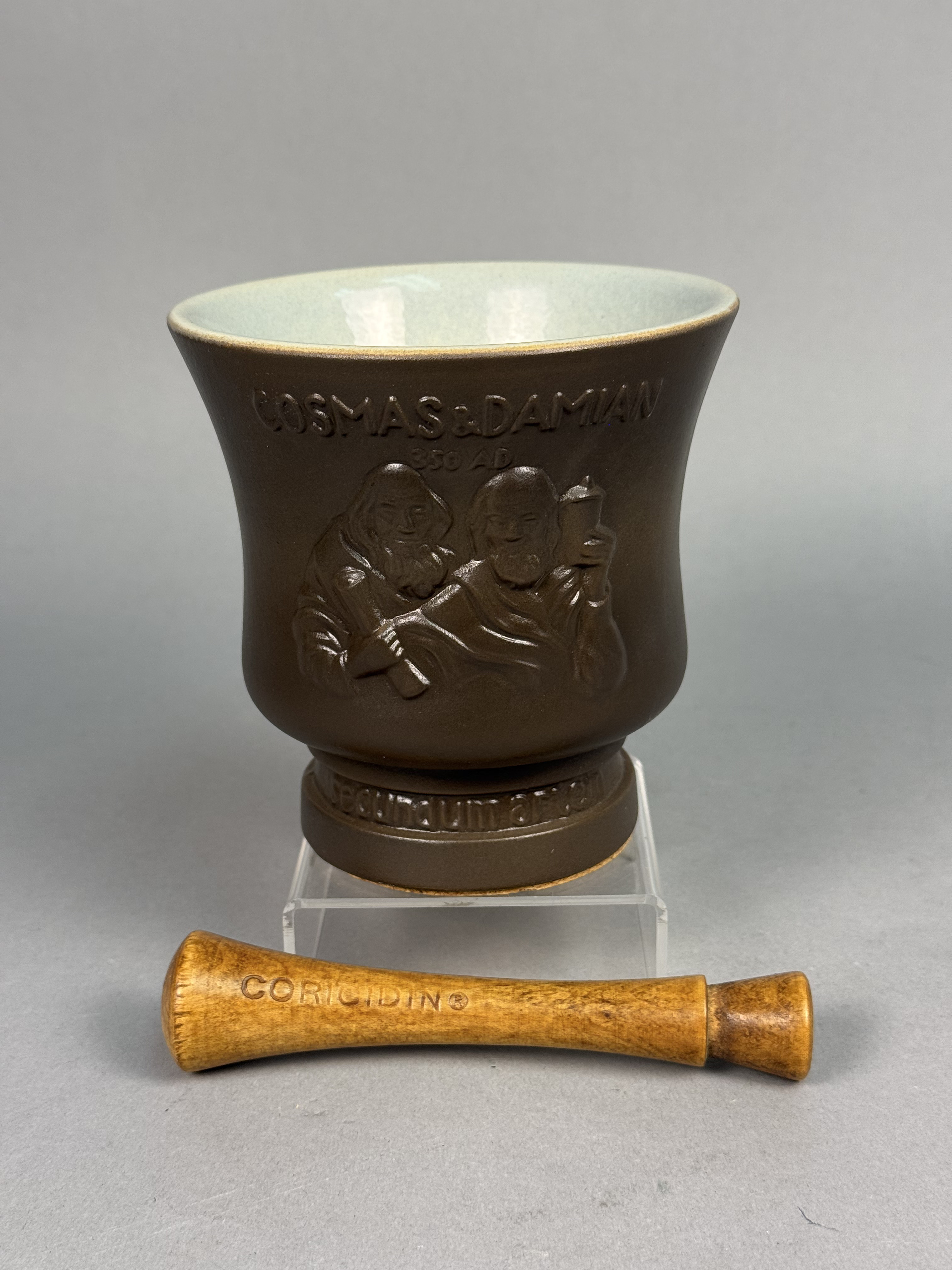 Schering Cosmas & Damian Mortar Set