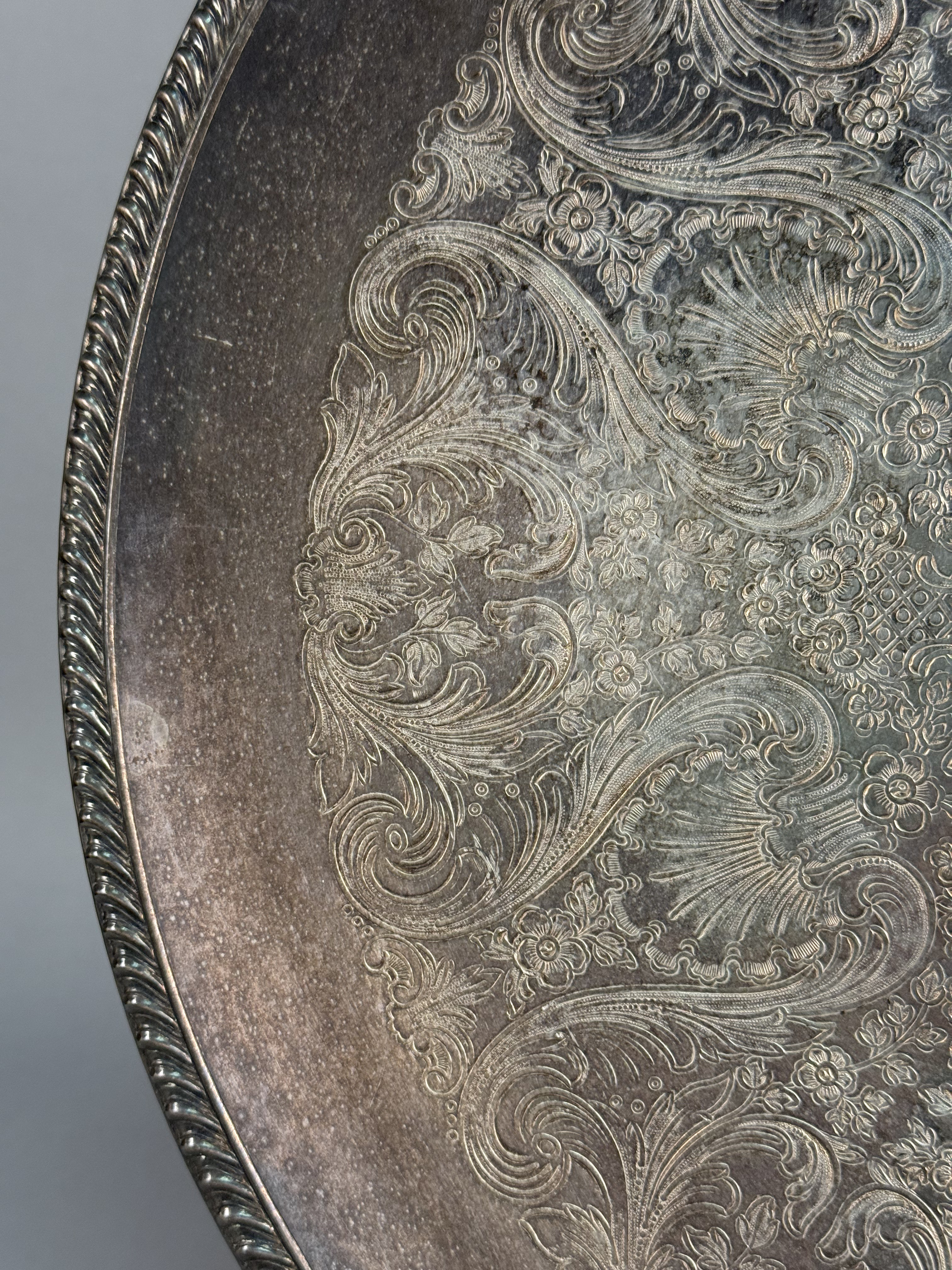 Wm Rogers Silver-Plated Round Tray