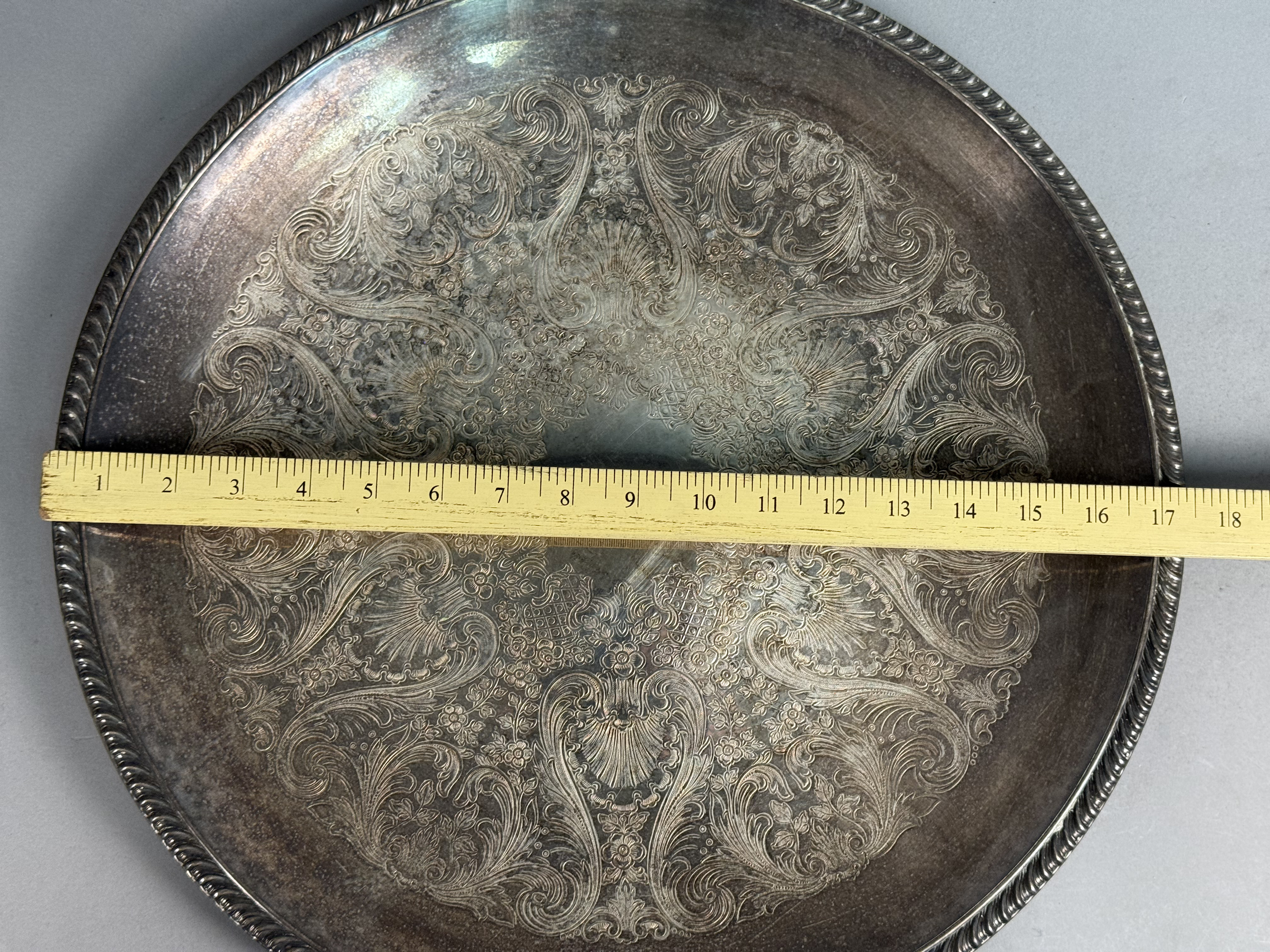 Wm Rogers Silver-Plated Round Tray
