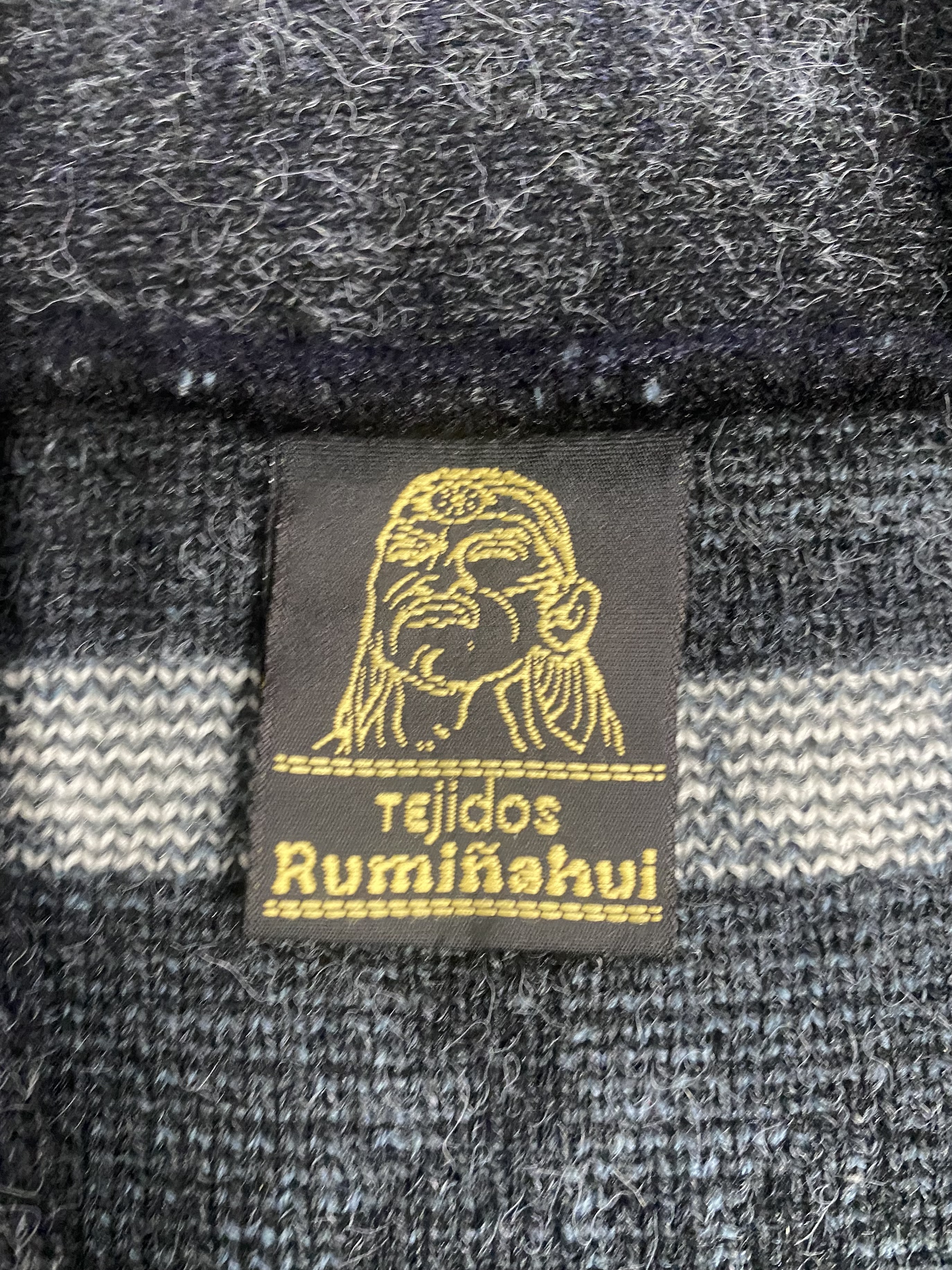 Tejidos Rumiñahui Wool Llama Cardigan