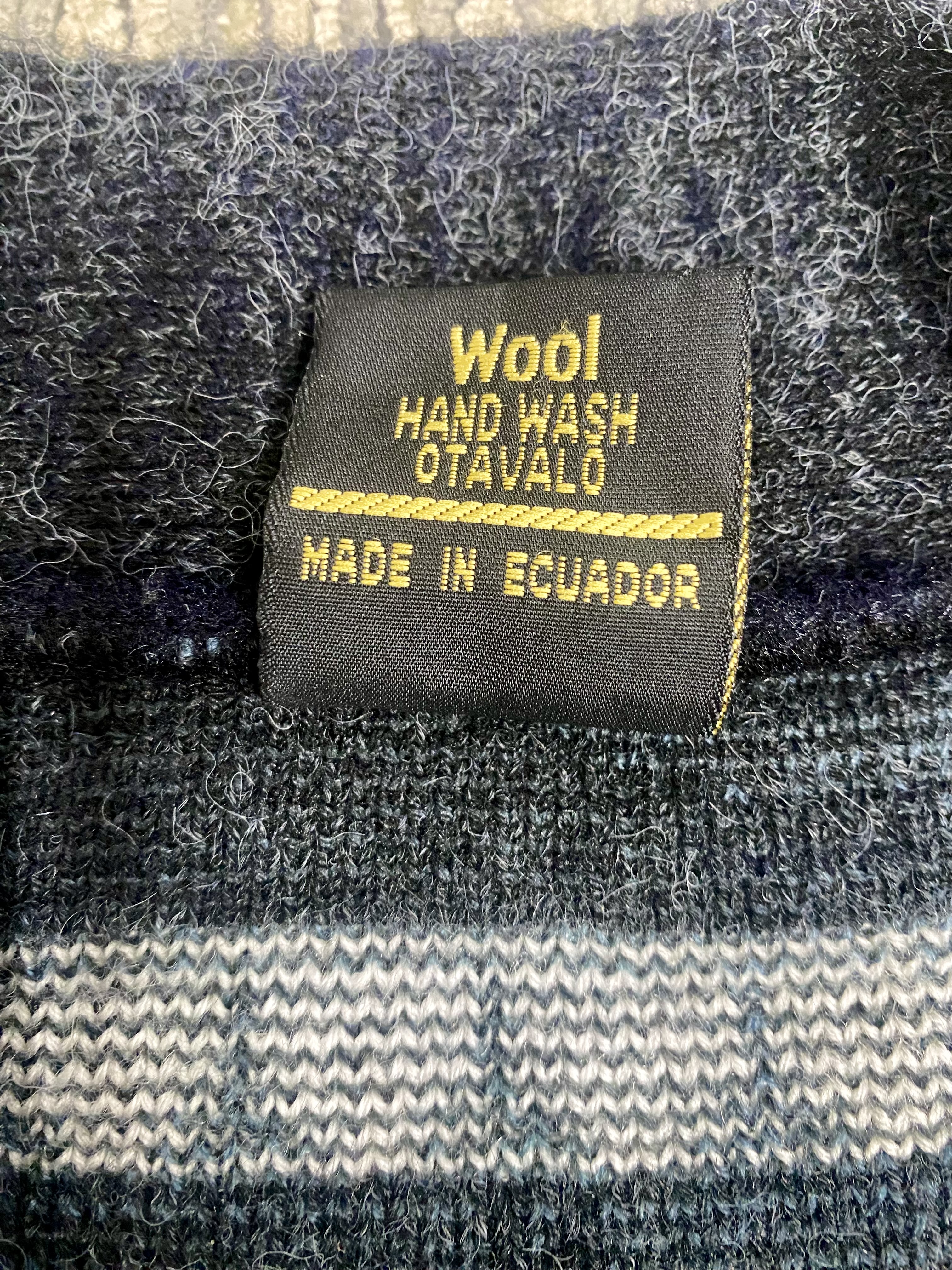 Tejidos Rumiñahui Wool Llama Cardigan
