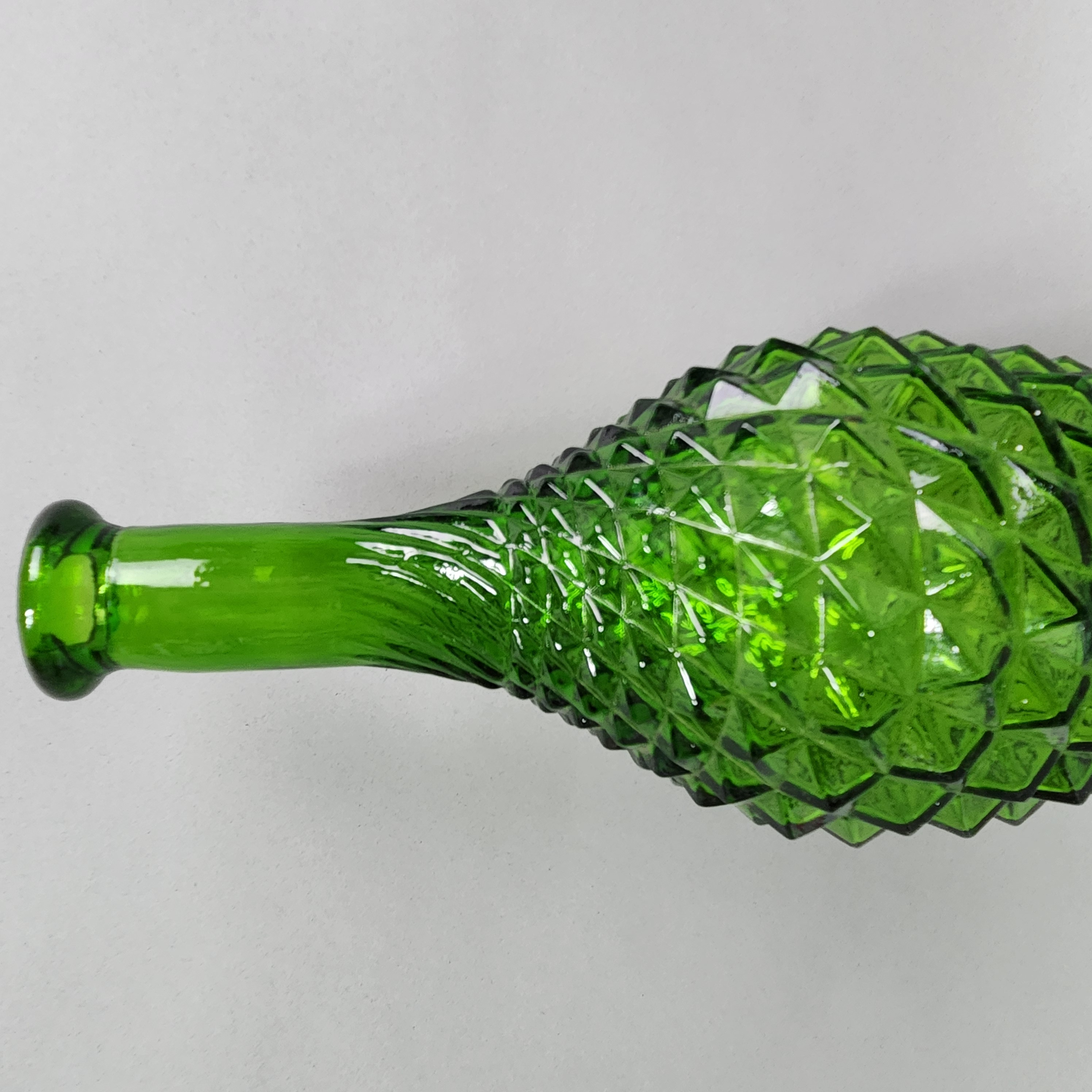 Empoli Green Diamond Point Bottle