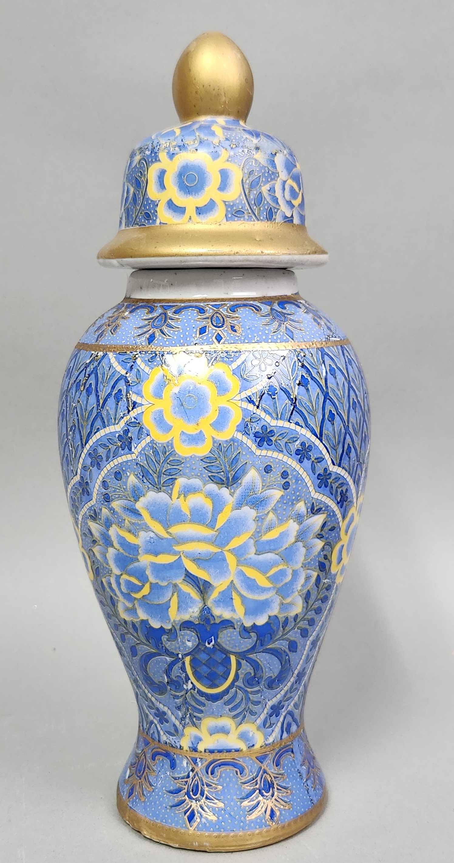 Chinese Porcelain Vessels