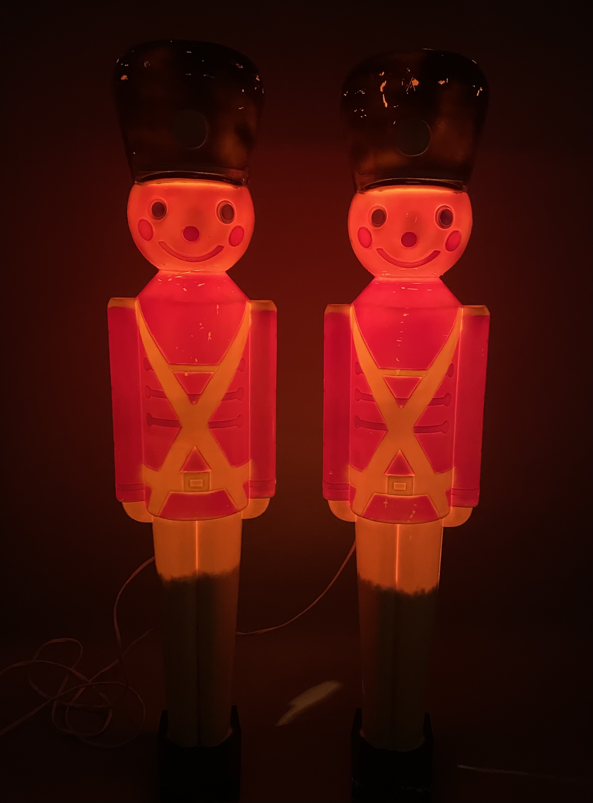 Vintage Toy Soldier Blow Mold Pair