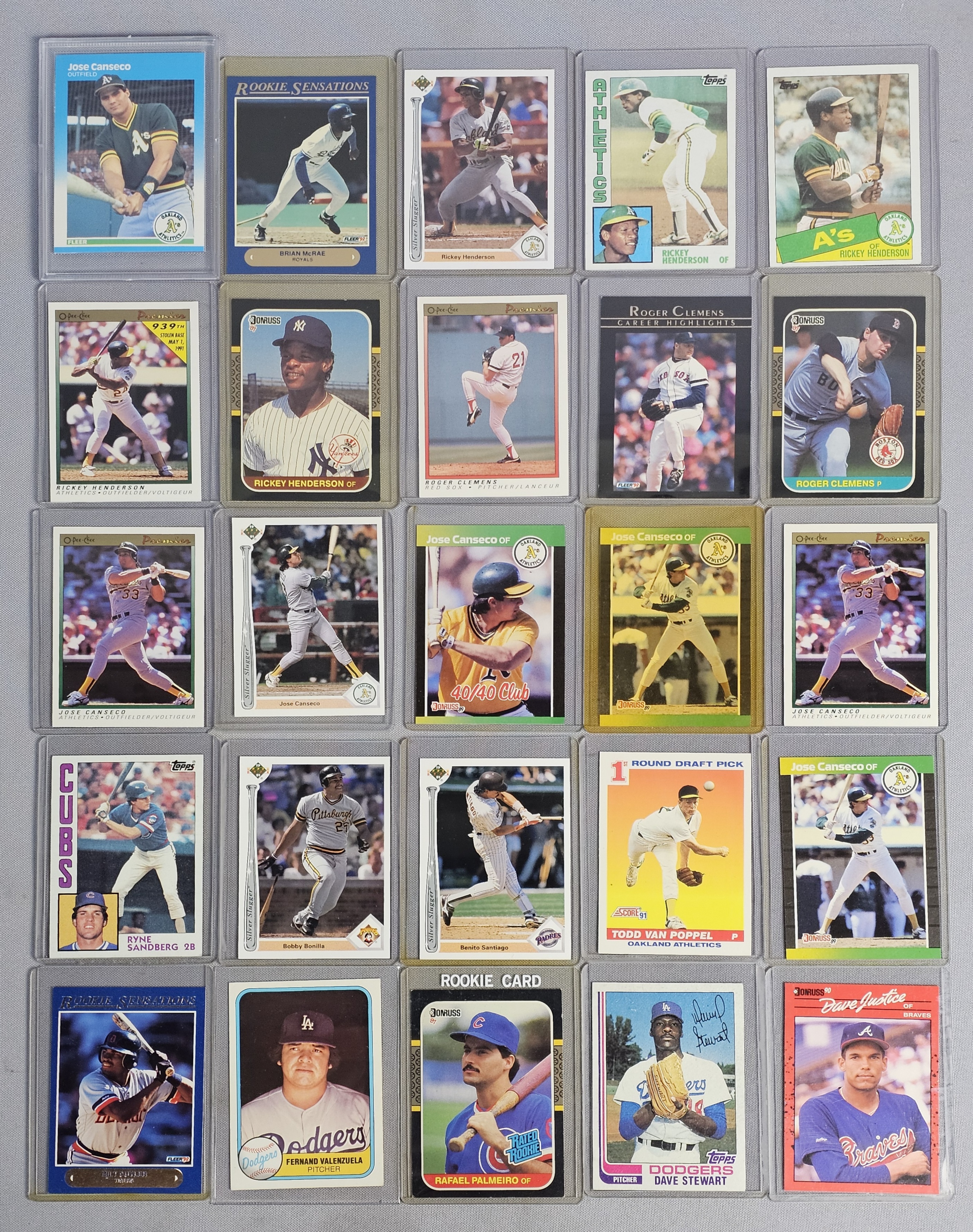 Collection of 25 Baseball Trading Cards
