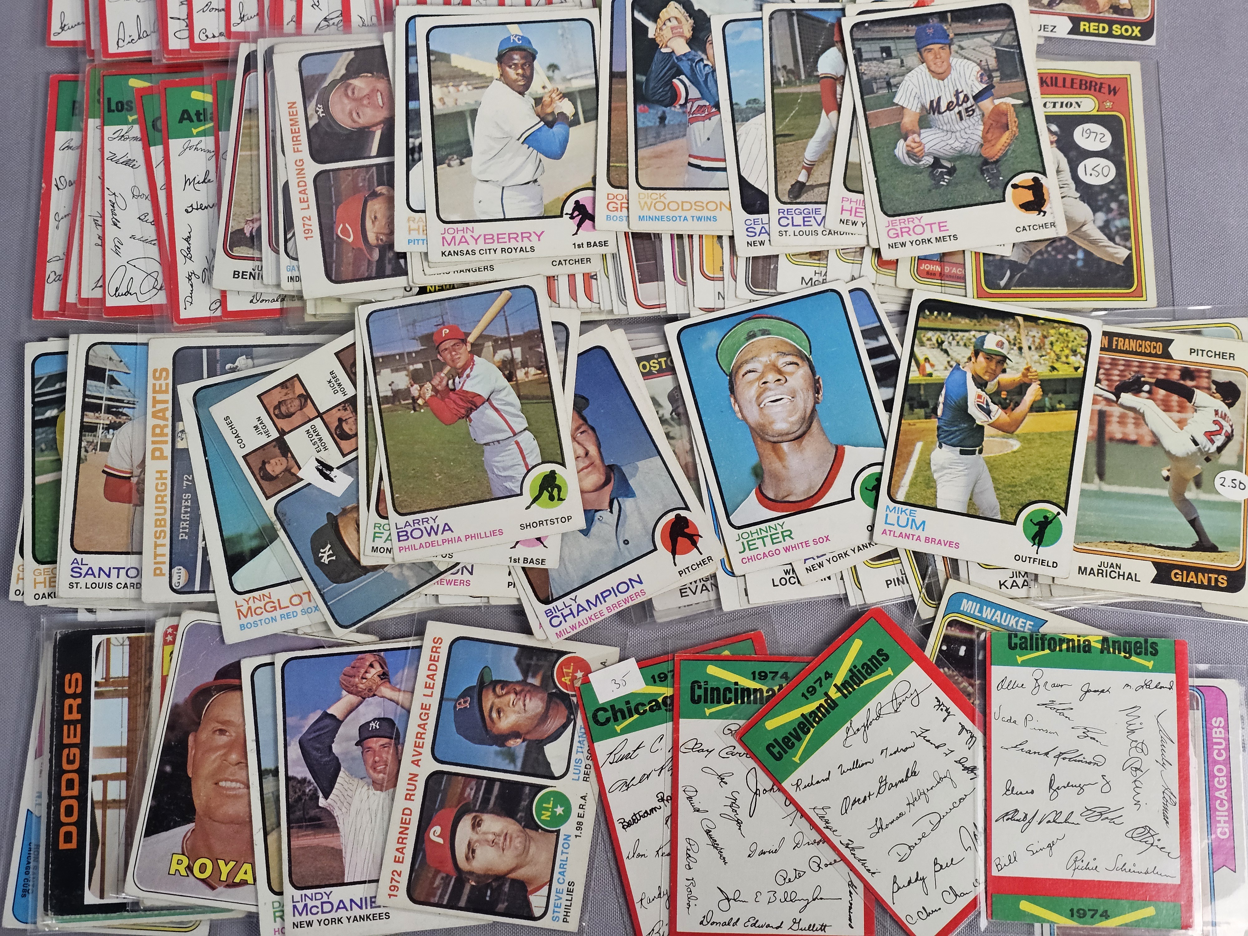 Assortment of 1970s Topps Baseball Cards